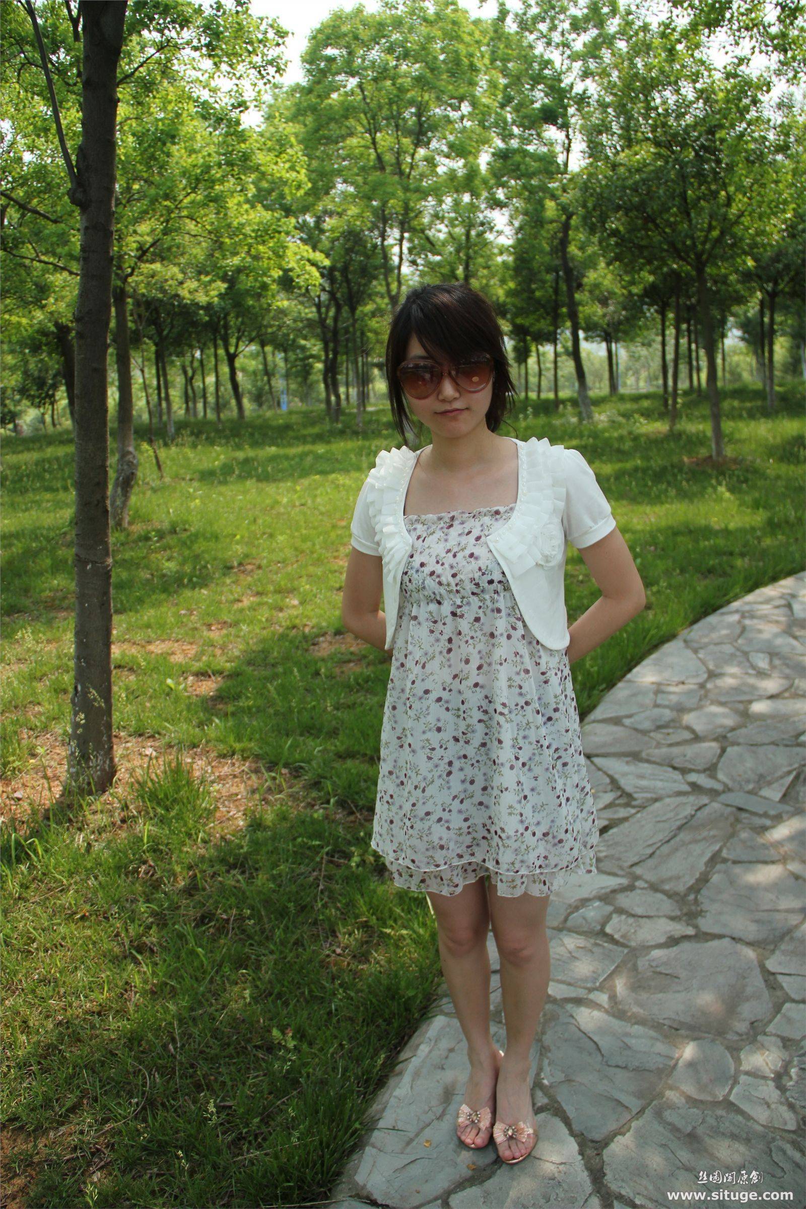 STGNo.005 SuFei [丝图阁]丝袜美腿套图