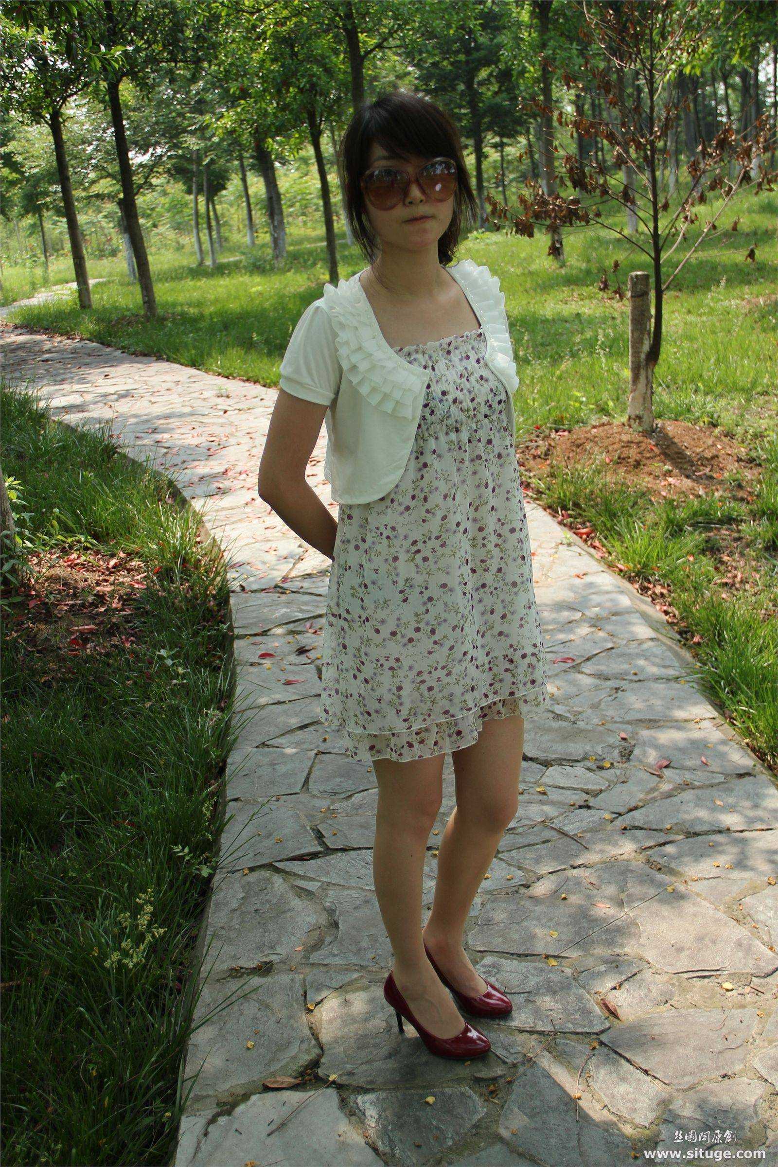 STGNo.005 SuFei [丝图阁]丝袜美腿套图