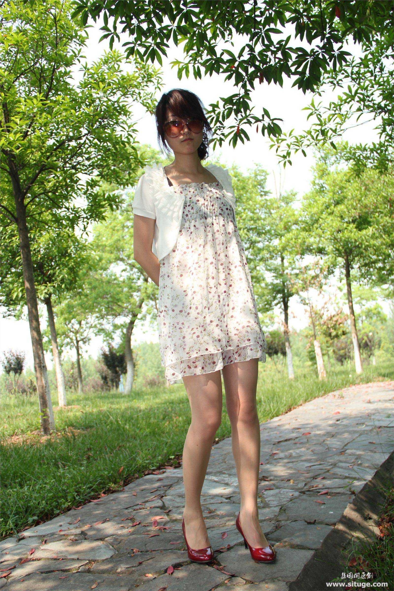 STGNo.005 SuFei [丝图阁]丝袜美腿套图