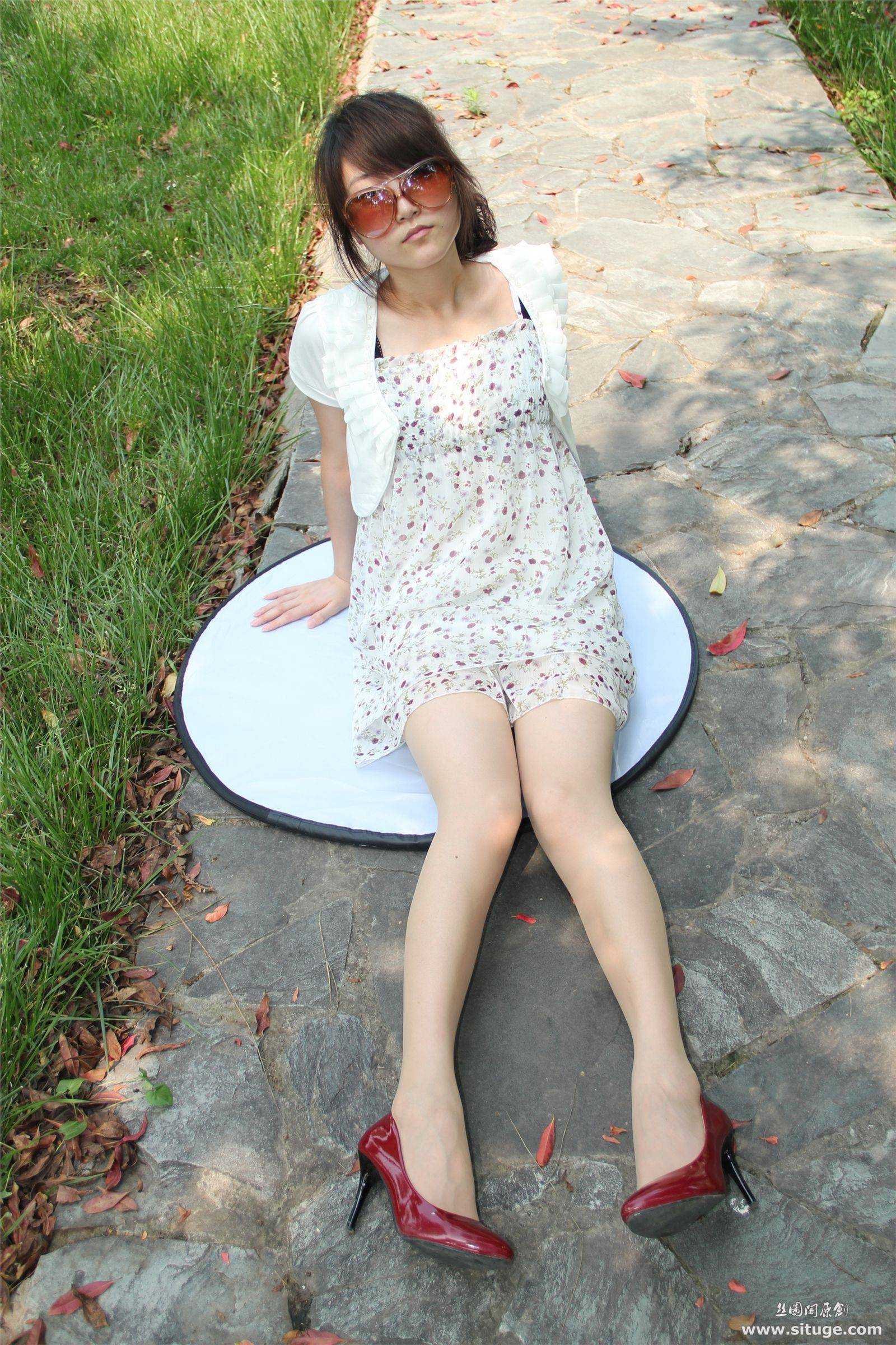 STGNo.005 SuFei [丝图阁]丝袜美腿套图