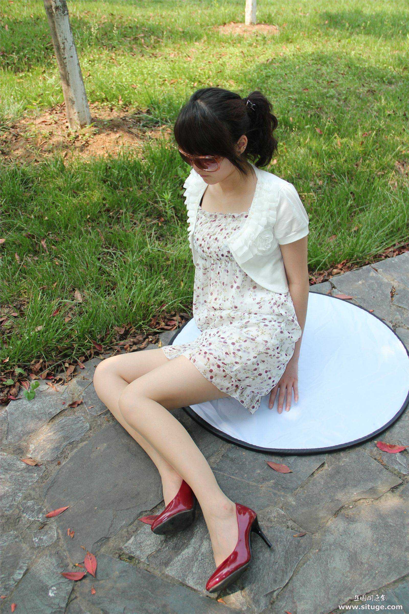 STGNo.005 SuFei [丝图阁]丝袜美腿套图