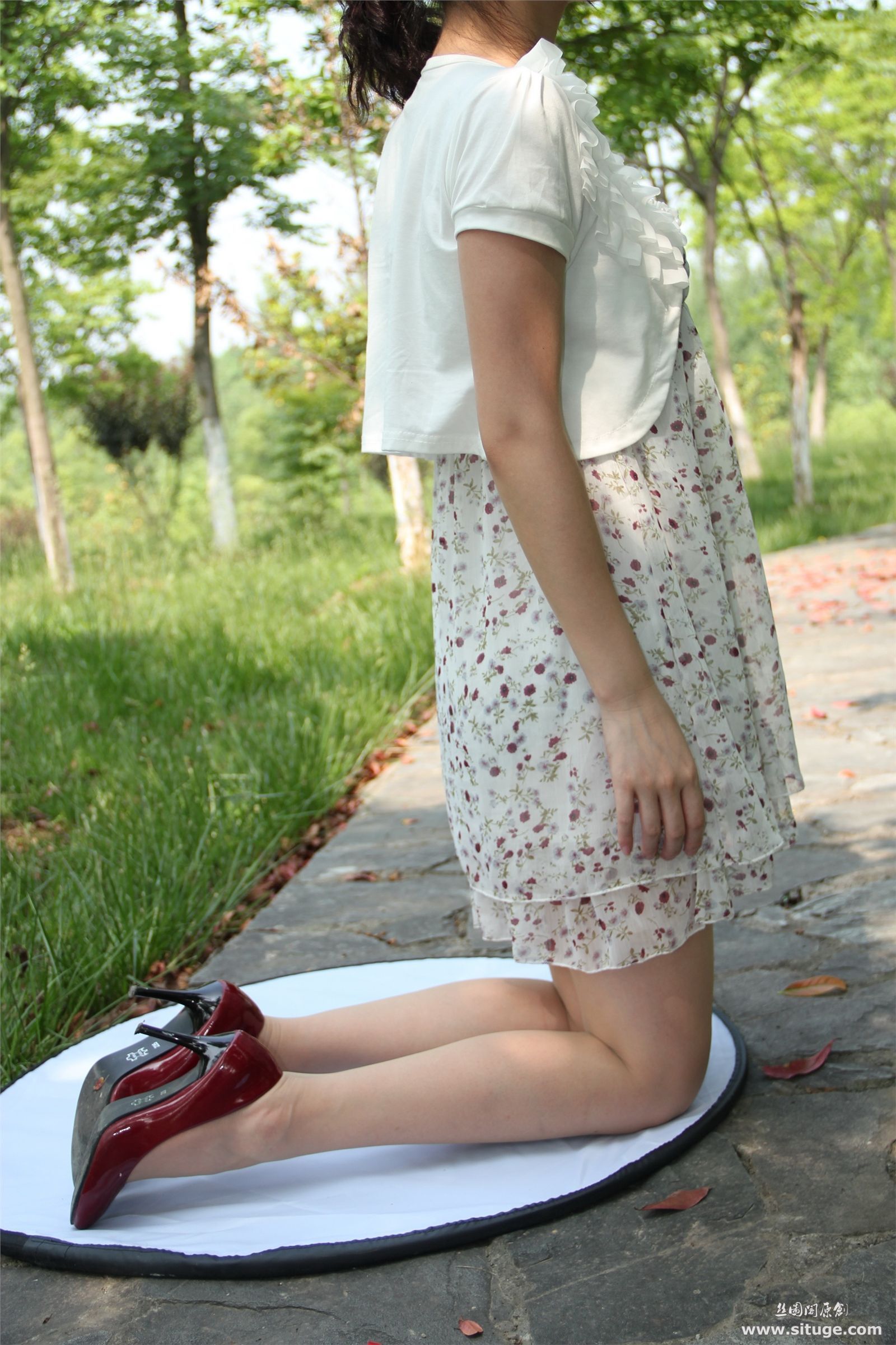 STGNo.005 SuFei [丝图阁]丝袜美腿套图