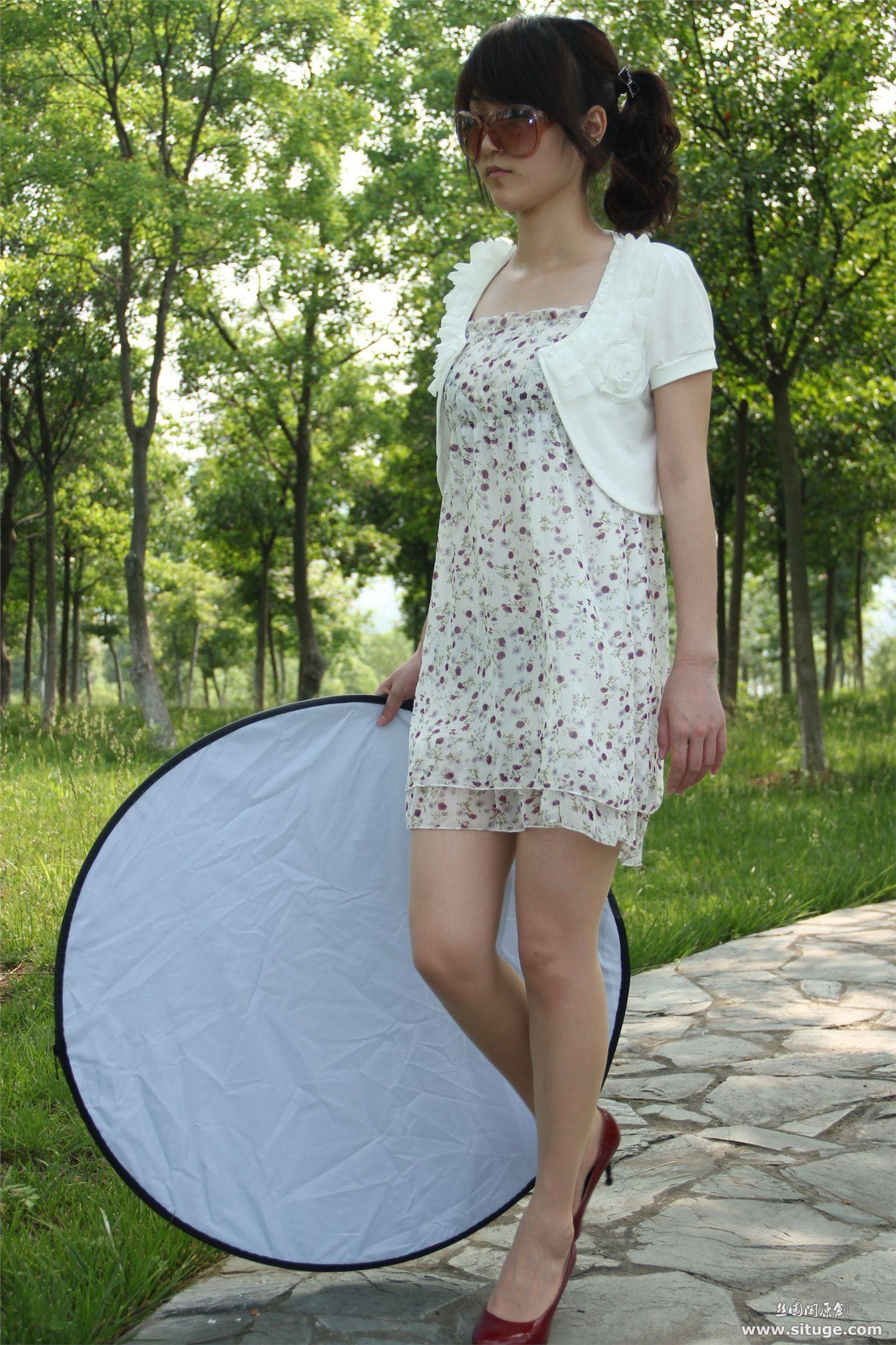 STGNo.005 SuFei [丝图阁]丝袜美腿套图