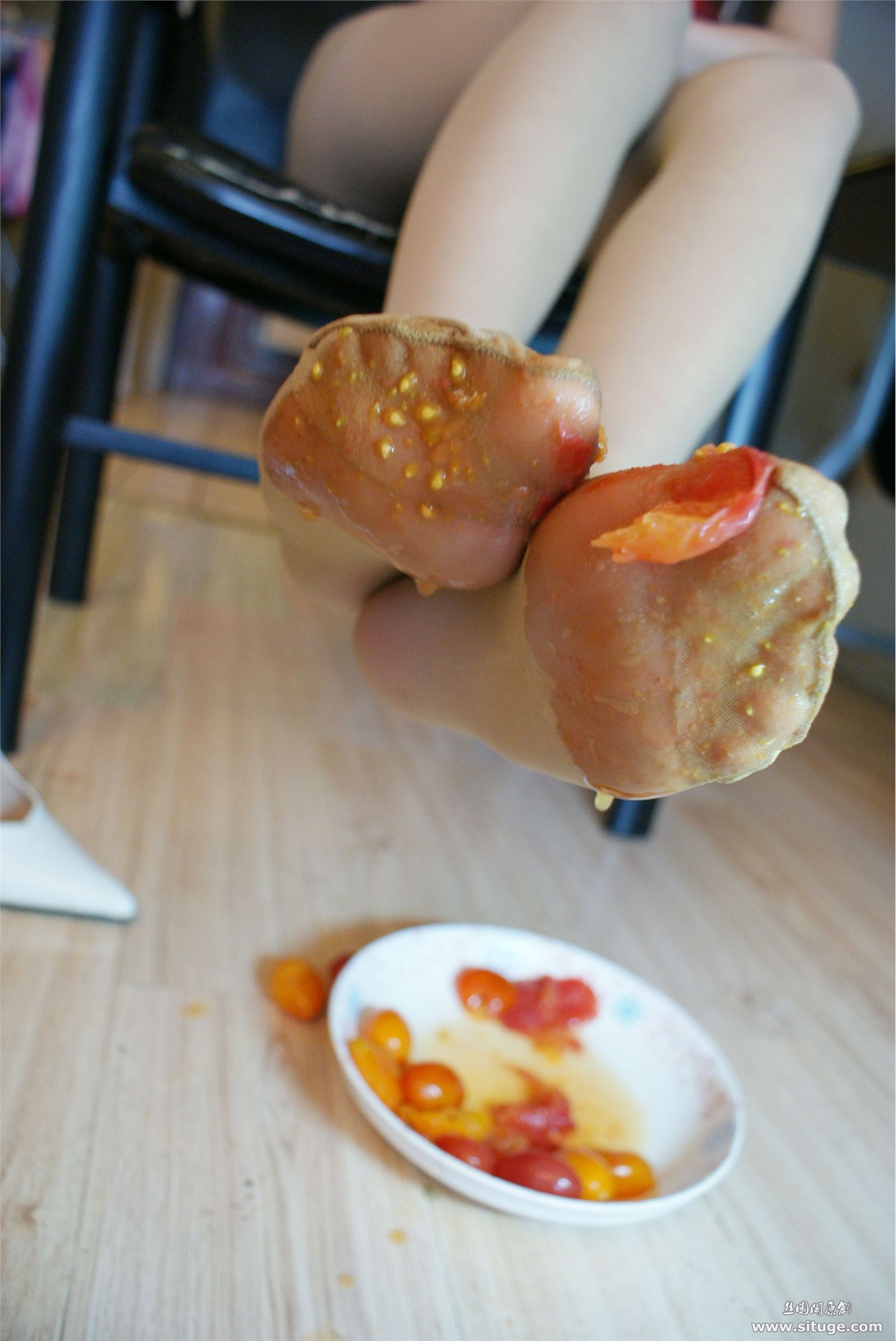 STGNo.007 Tina [丝图阁]丝袜美腿套图