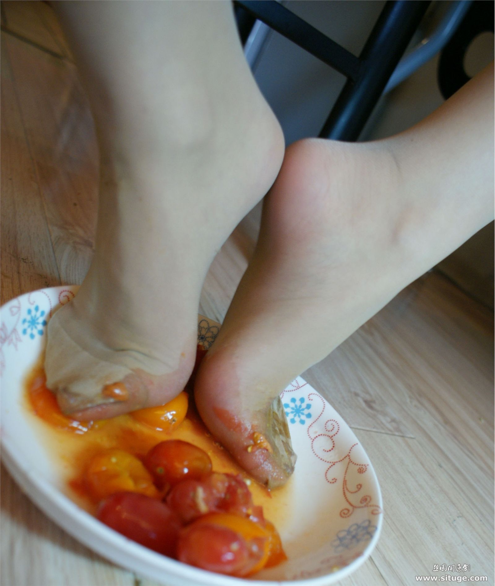 STGNo.007 Tina [丝图阁]丝袜美腿套图