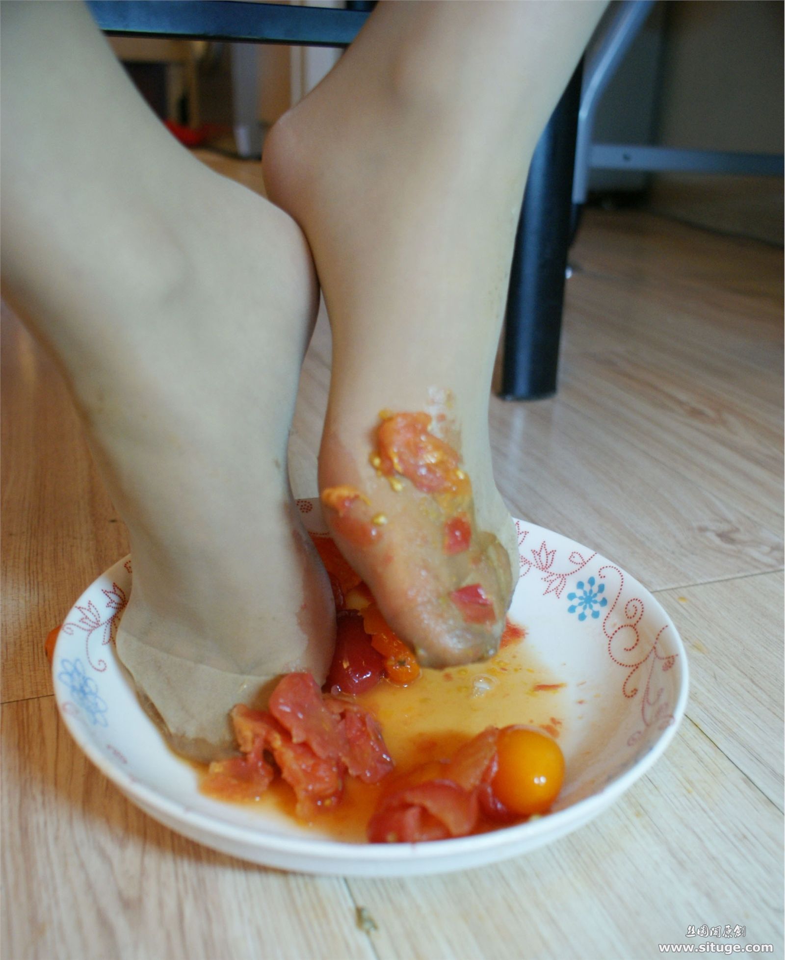 STGNo.007 Tina [丝图阁]丝袜美腿套图