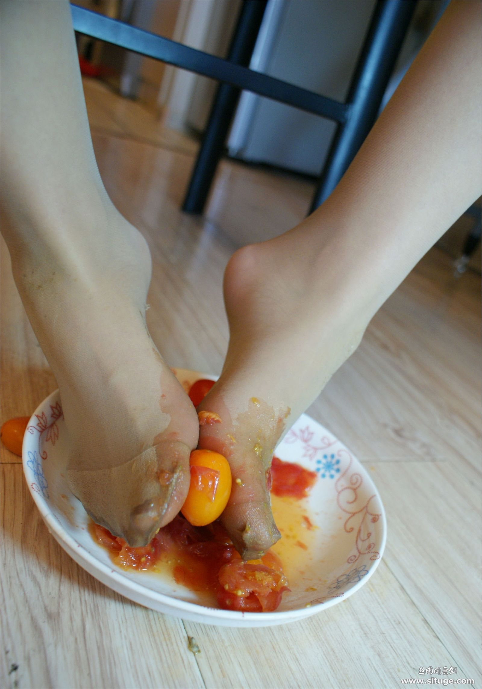 STGNo.007 Tina [丝图阁]丝袜美腿套图