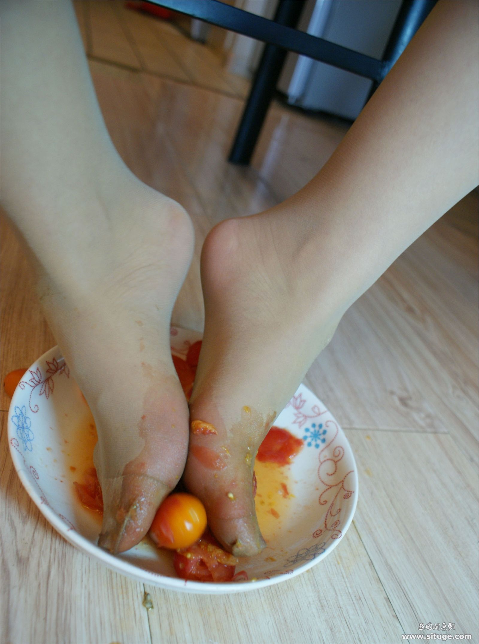 STGNo.007 Tina [丝图阁]丝袜美腿套图