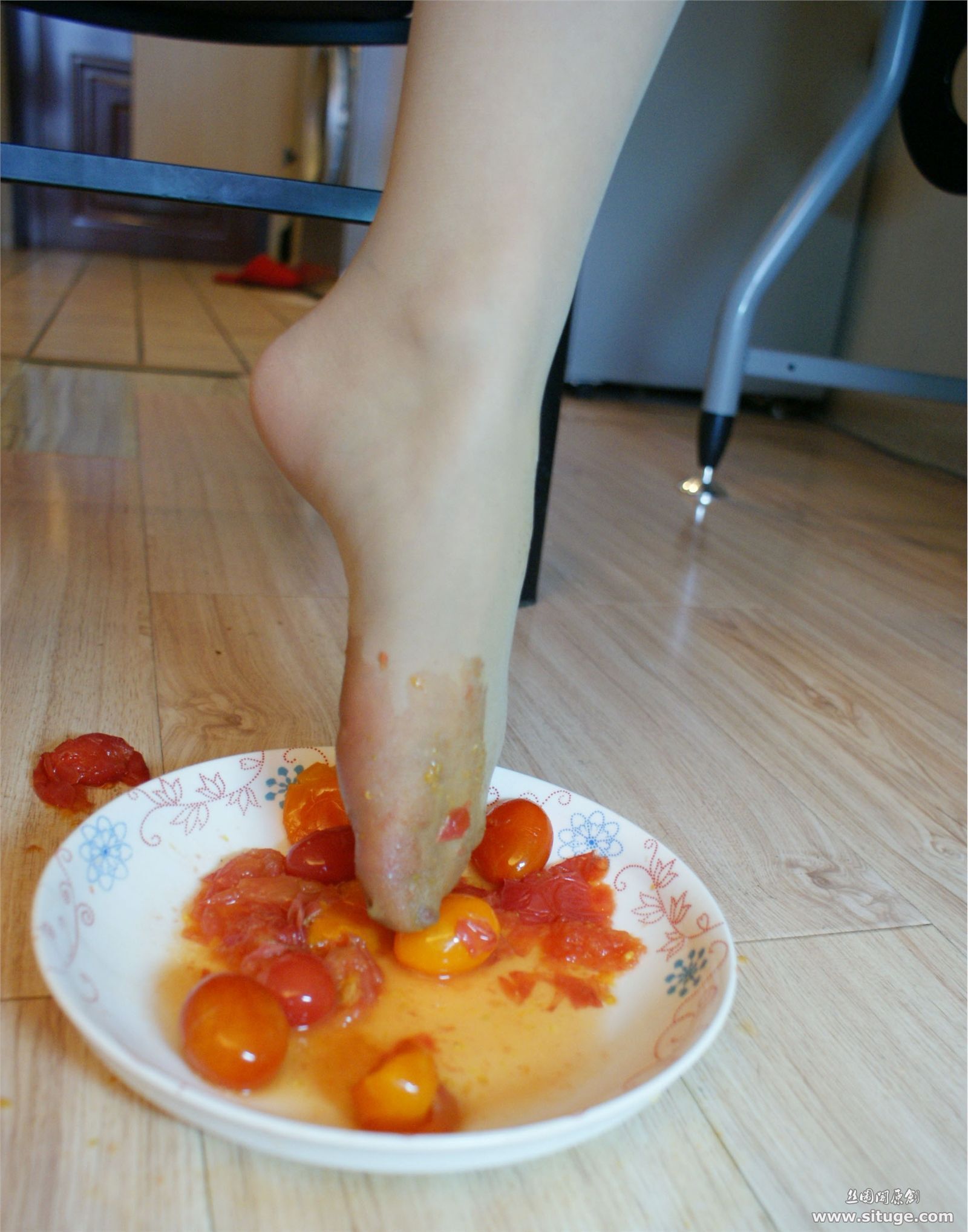 STGNo.007 Tina [丝图阁]丝袜美腿套图