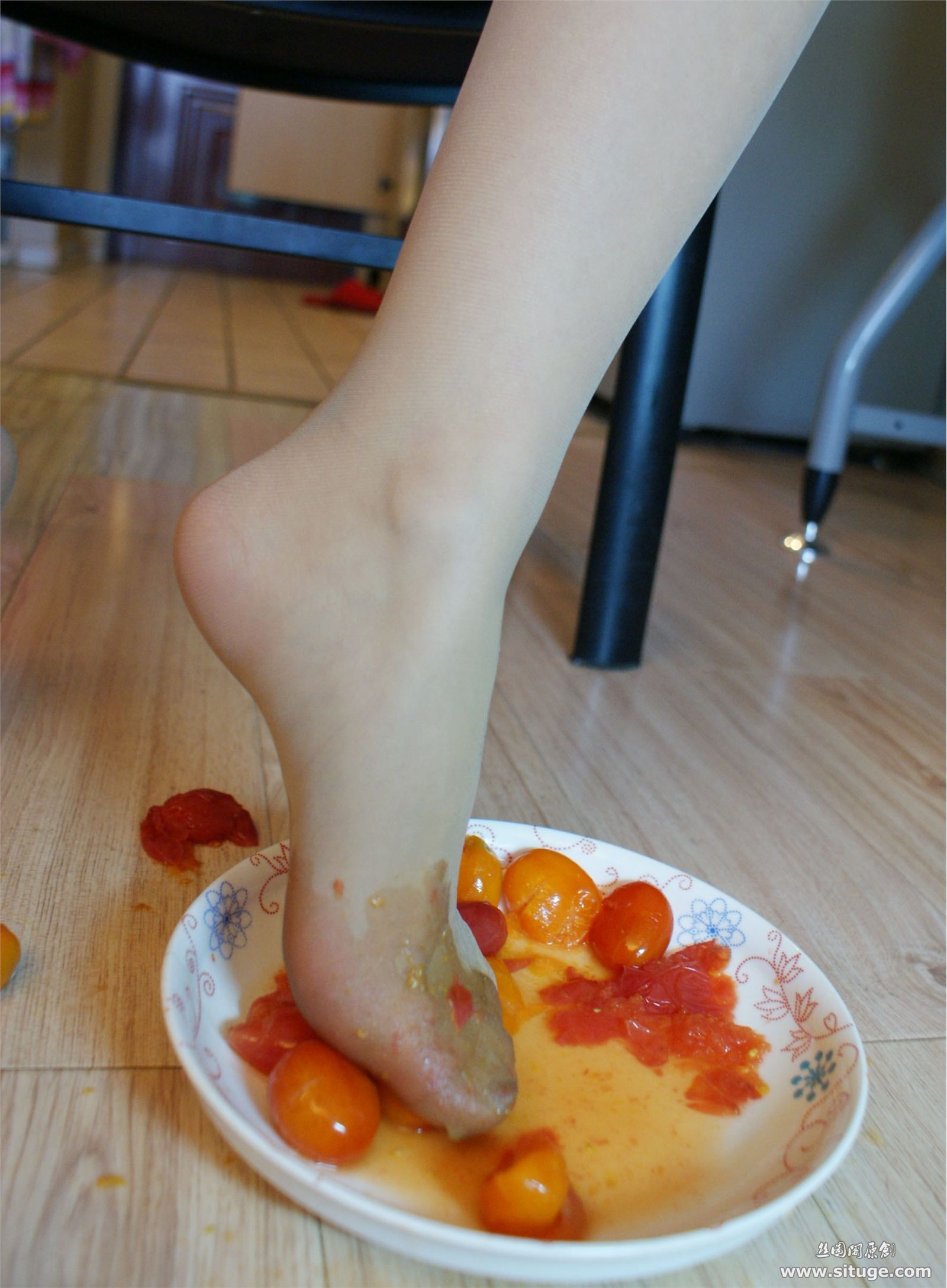 STGNo.007 Tina [丝图阁]丝袜美腿套图