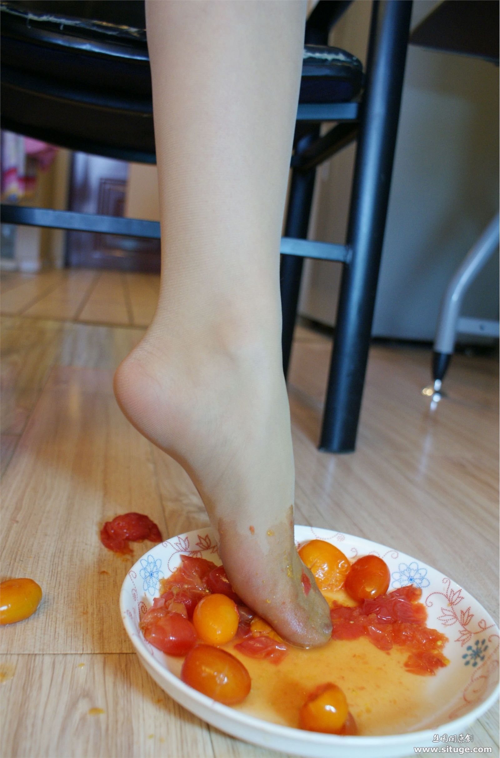 STGNo.007 Tina [丝图阁]丝袜美腿套图