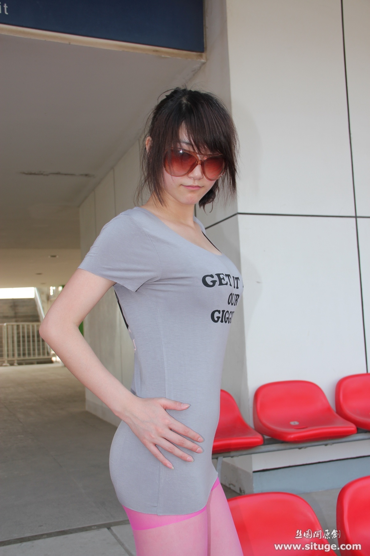 STGNo.009 SuFei 丝图阁丝袜美腿美女高清套图