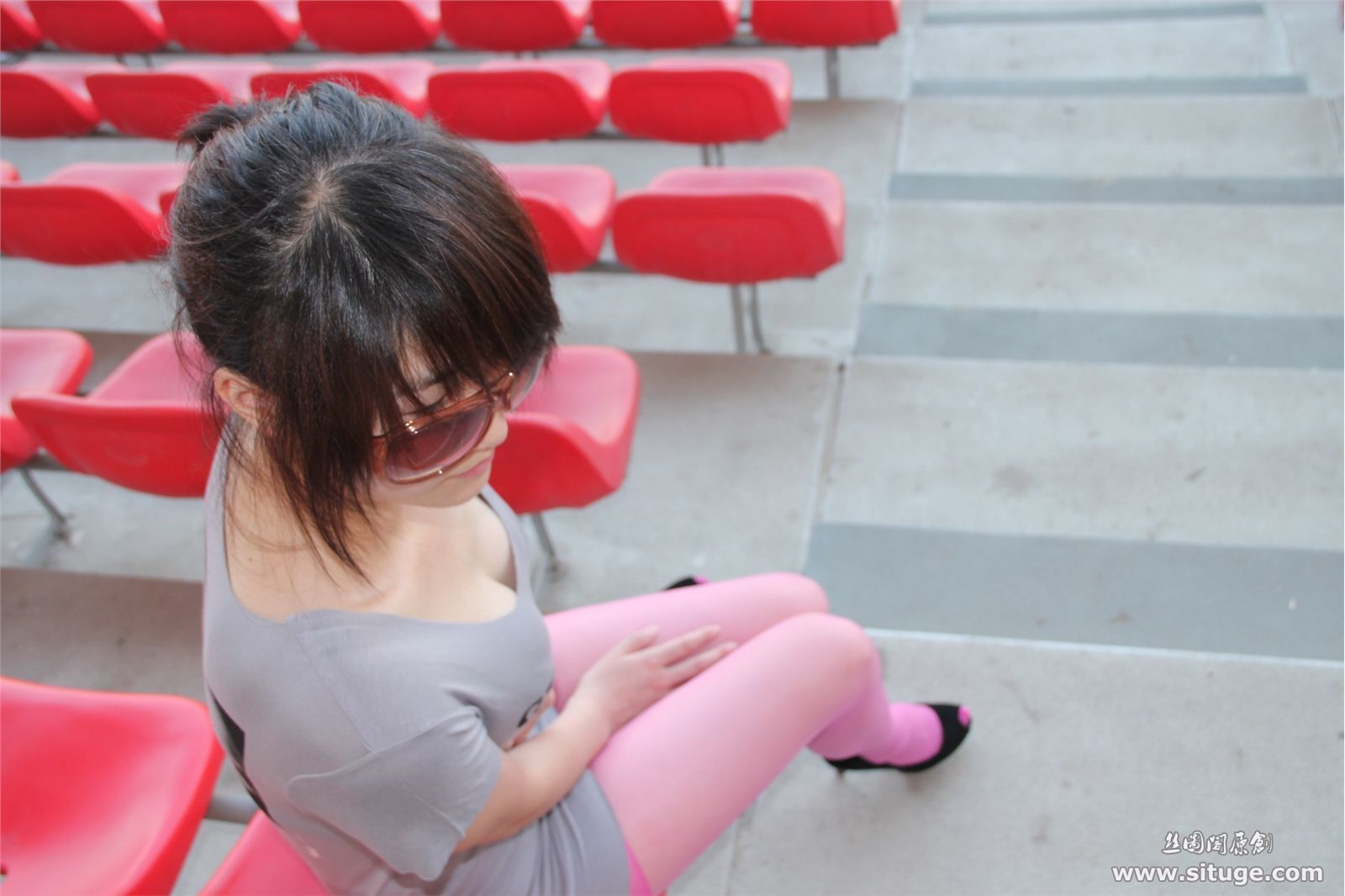 STGNo.009 SuFei 丝图阁丝袜美腿美女高清套图