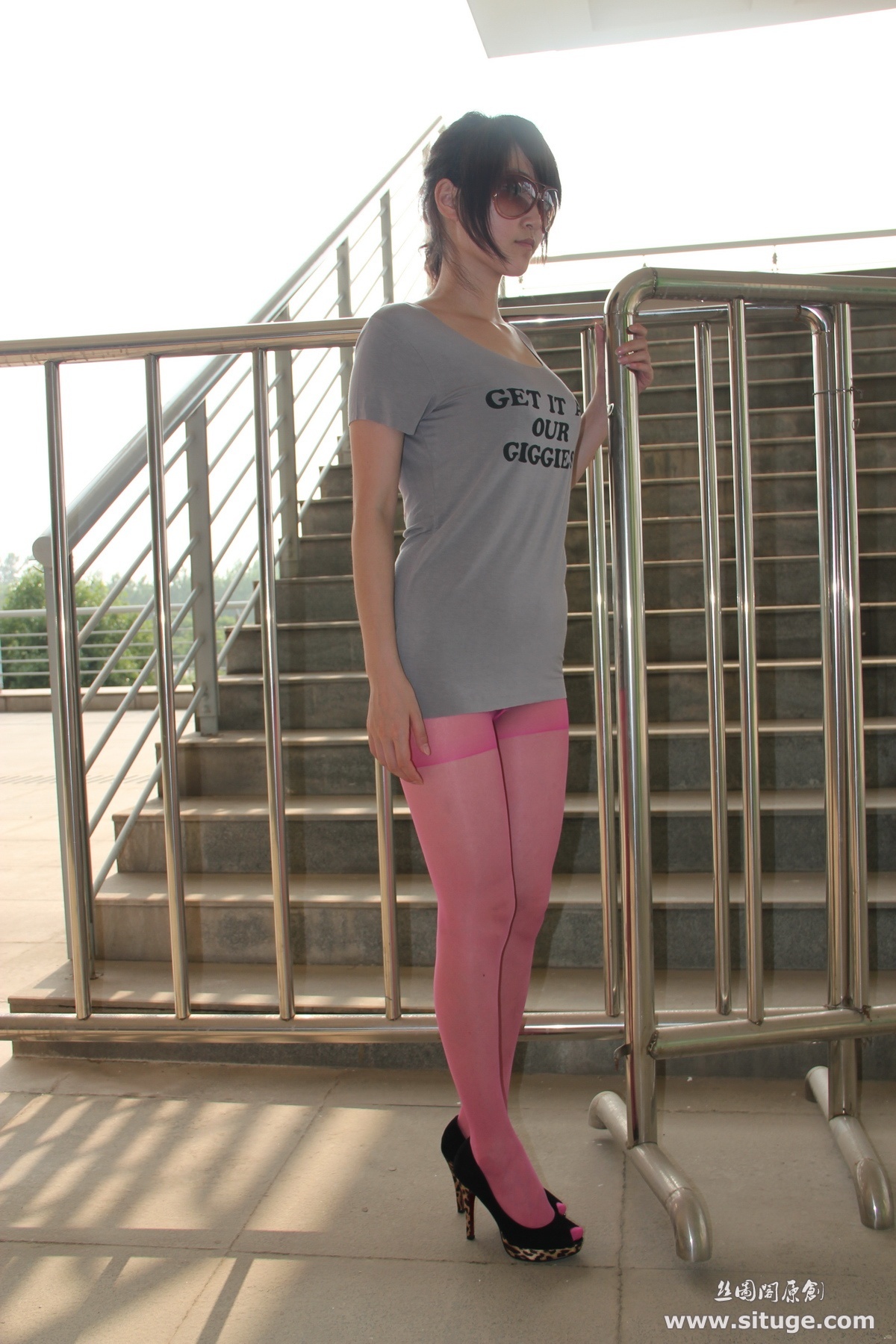 STGNo.009 SuFei 丝图阁丝袜美腿美女高清套图