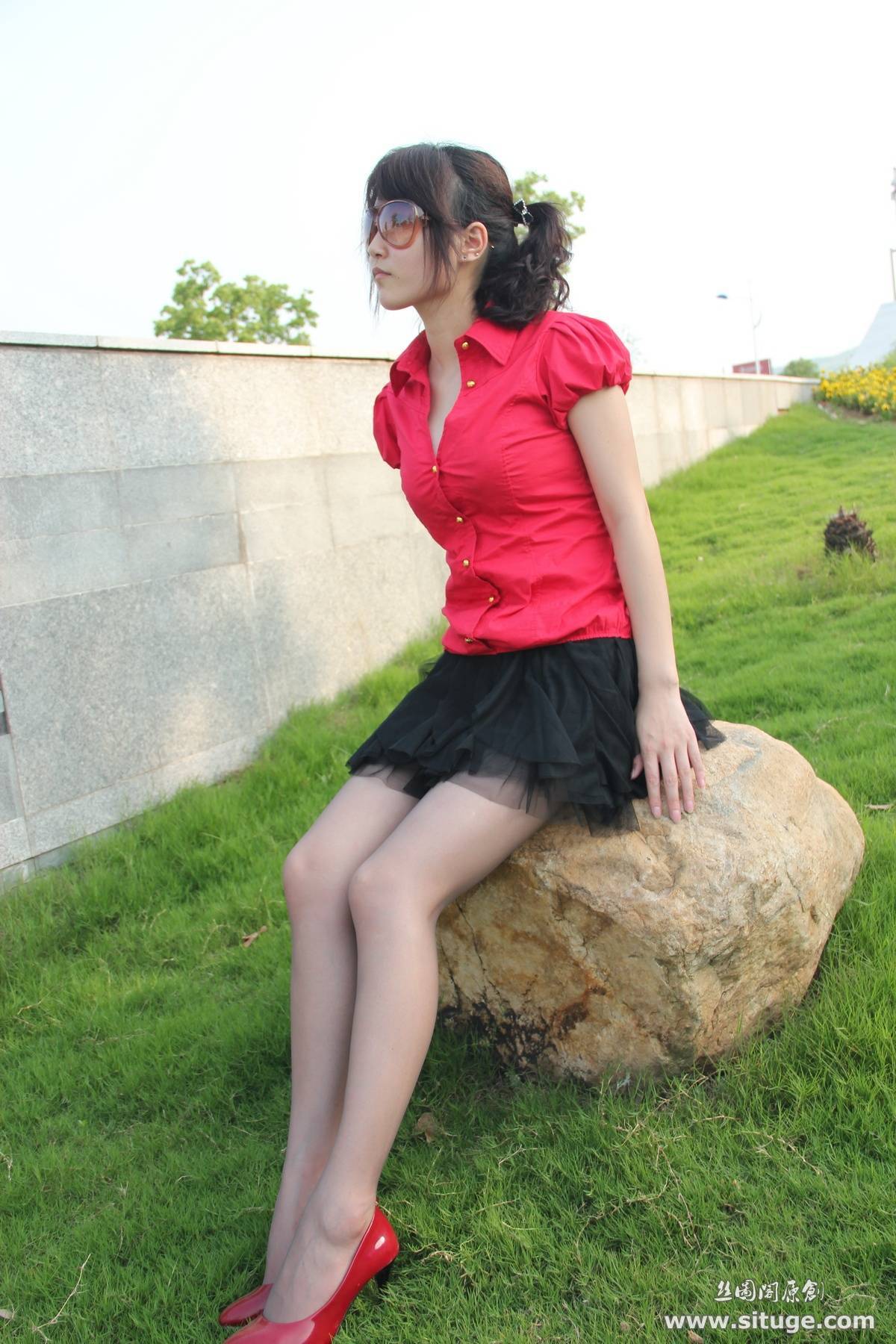 丝图阁丝袜美女美腿套图 STGNo.012 SuFei