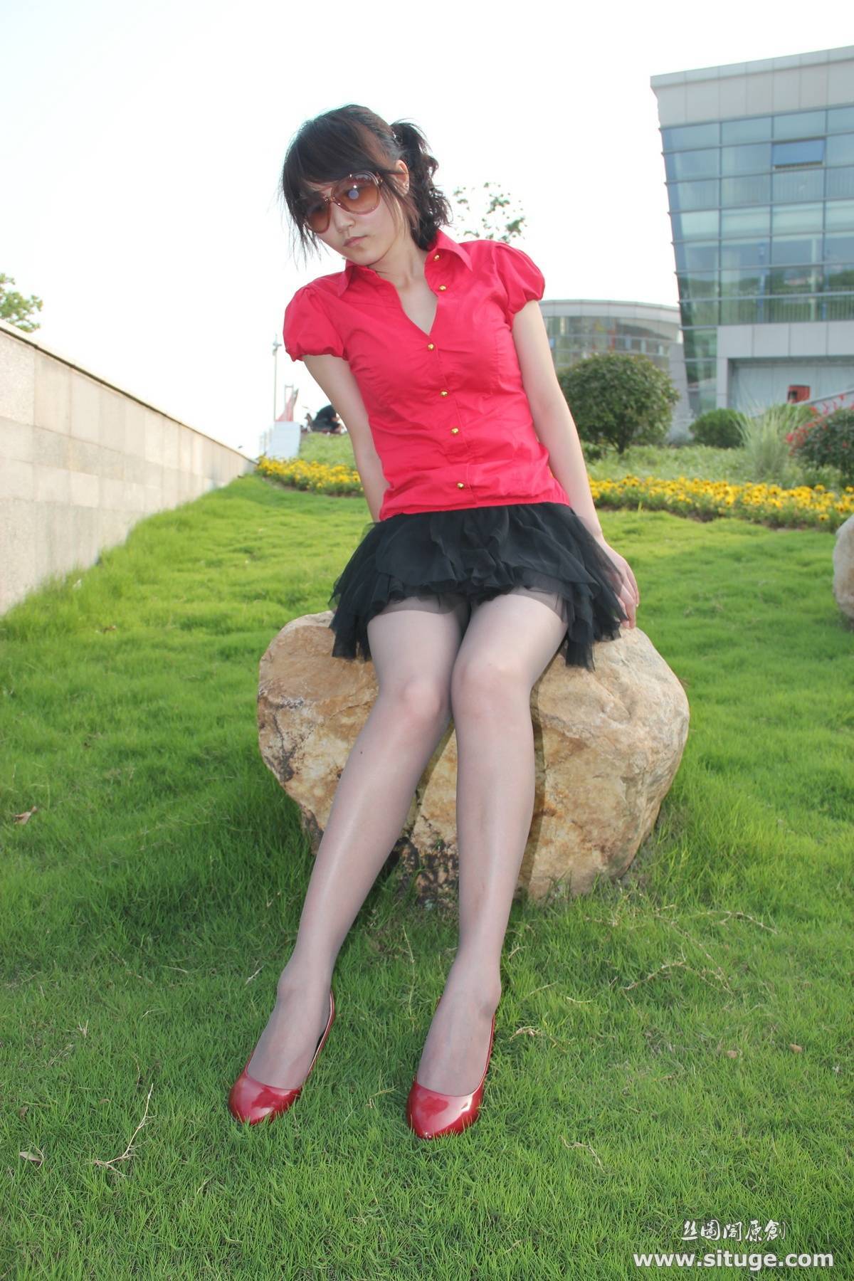 丝图阁丝袜美女美腿套图 STGNo.012 SuFei