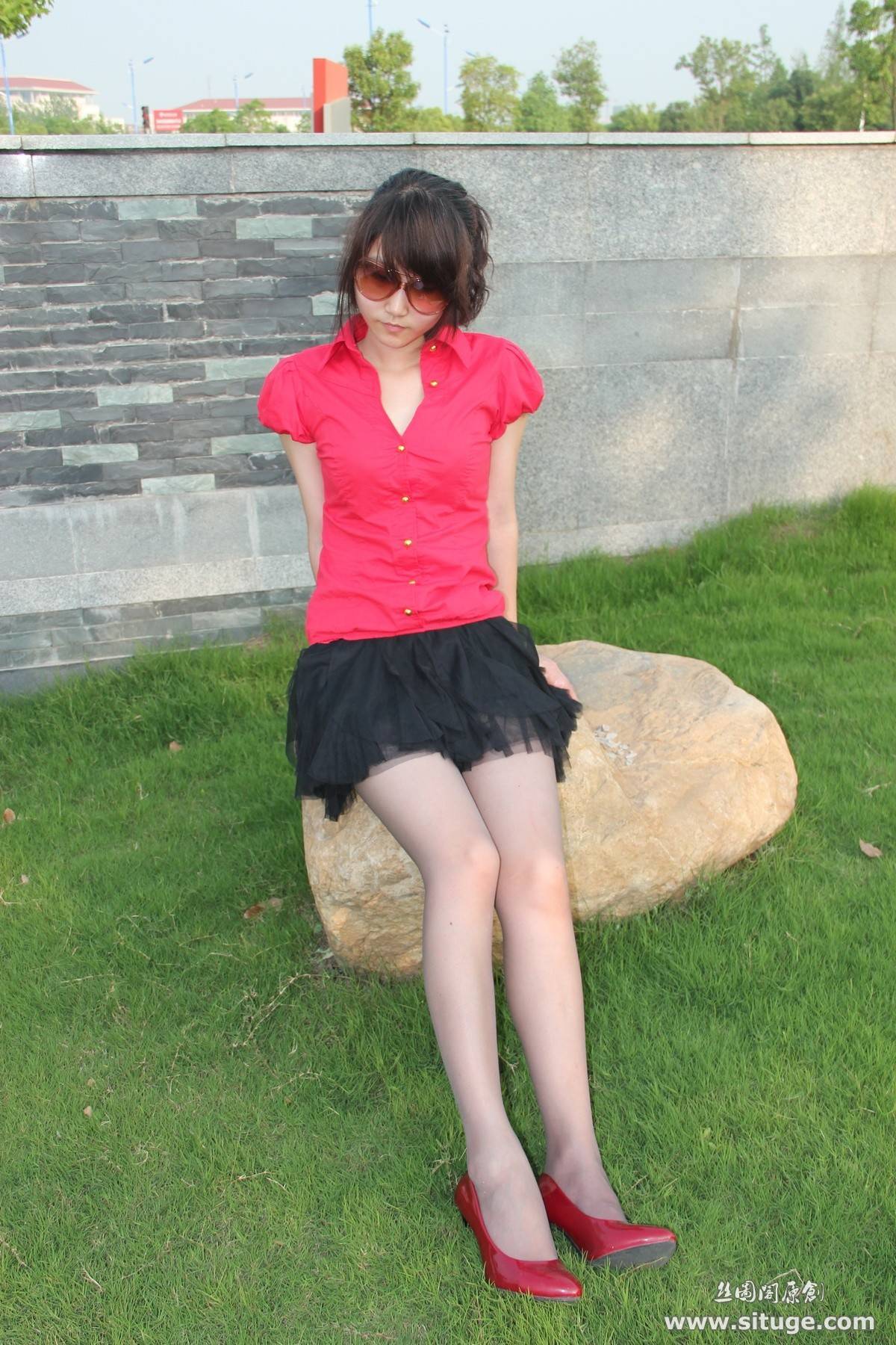 丝图阁丝袜美女美腿套图 STGNo.012 SuFei