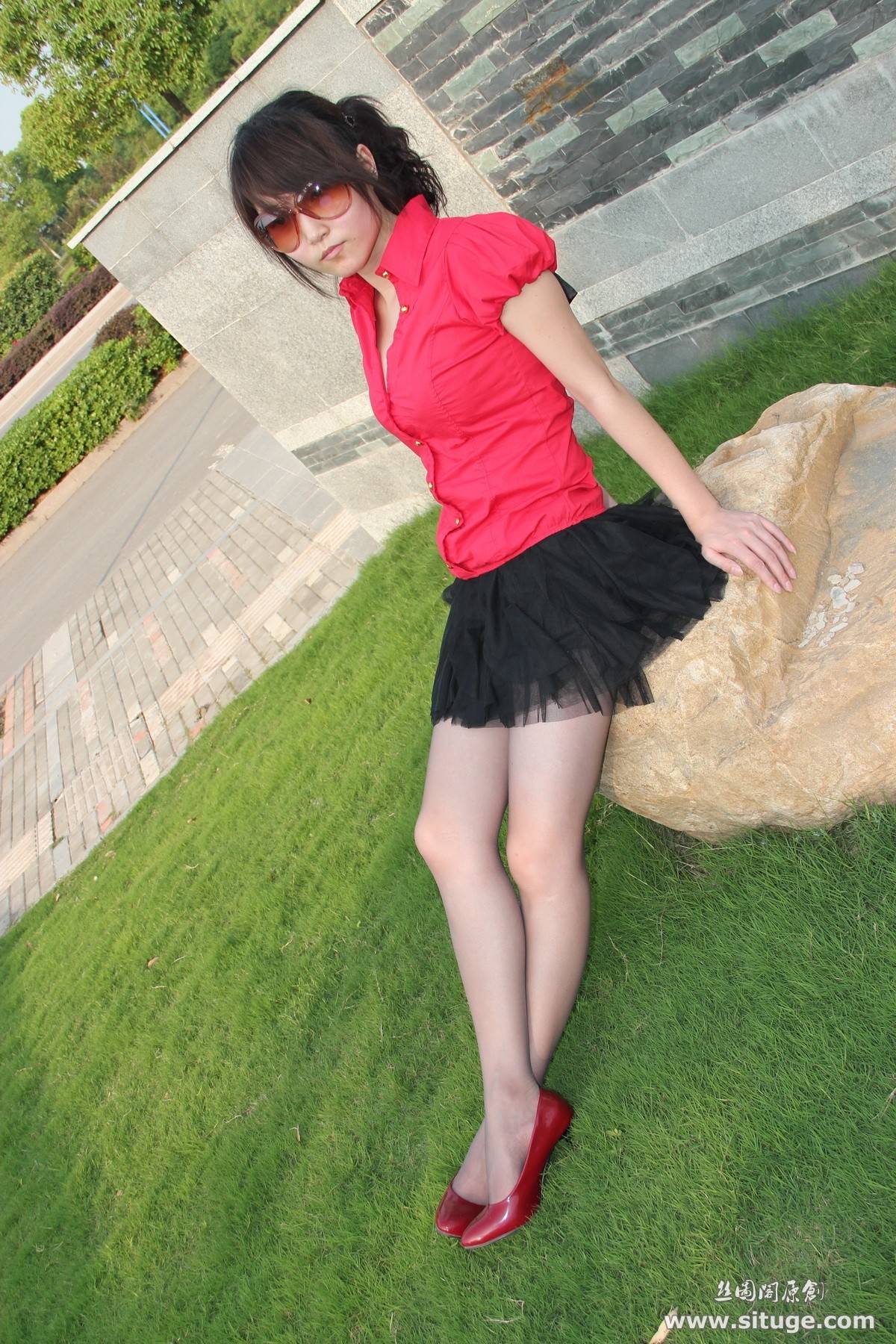 丝图阁丝袜美女美腿套图 STGNo.012 SuFei