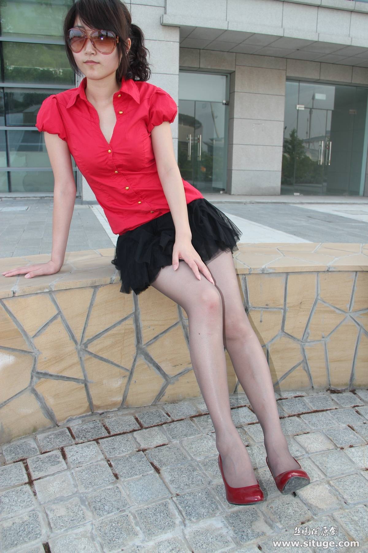 丝图阁丝袜美女美腿套图 STGNo.012 SuFei