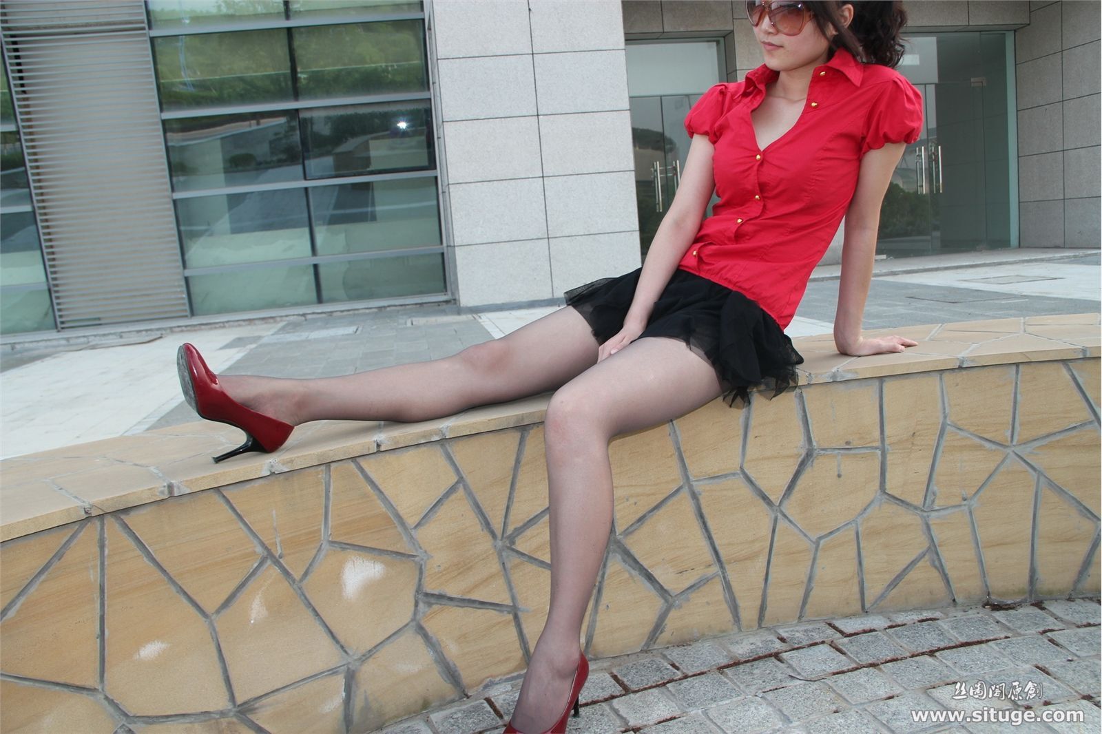 丝图阁丝袜美女美腿套图 STGNo.012 SuFei