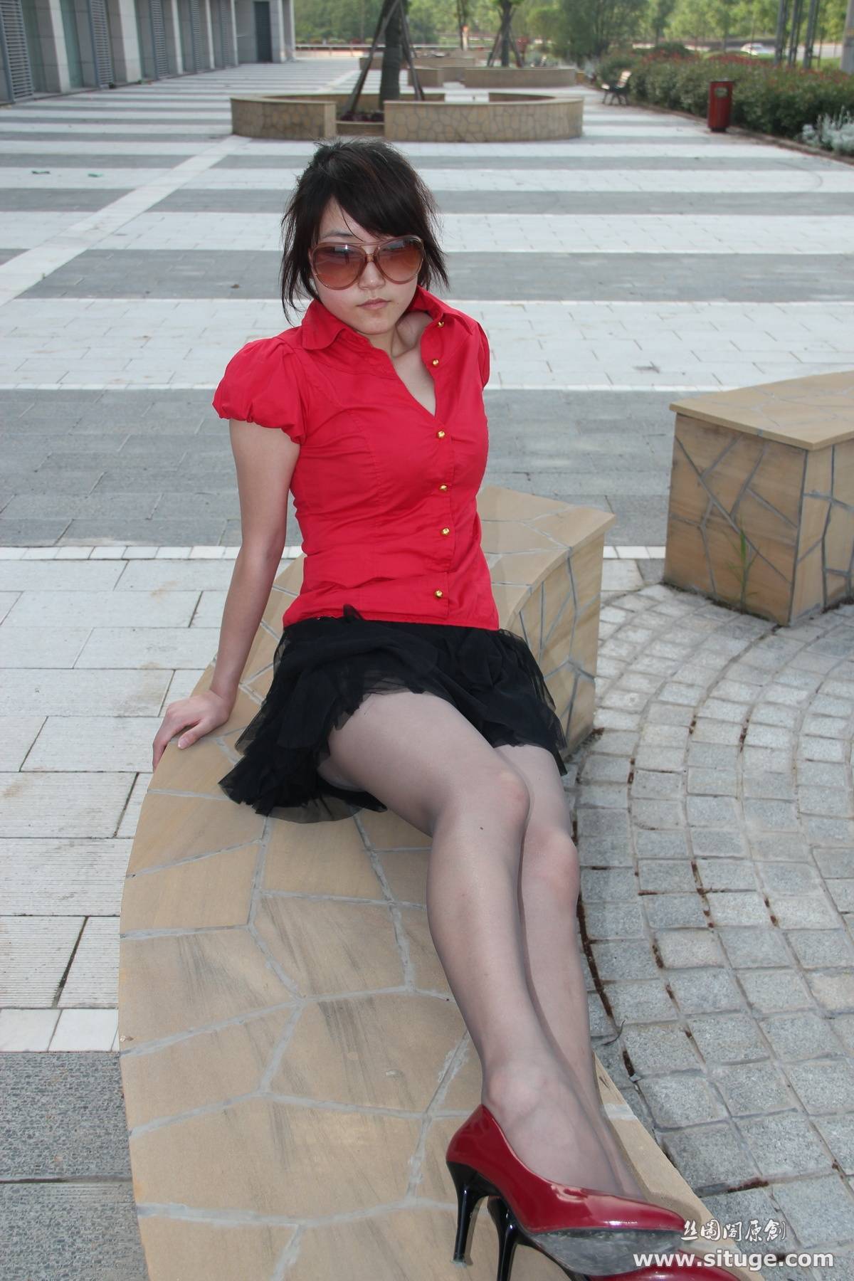 丝图阁丝袜美女美腿套图 STGNo.012 SuFei