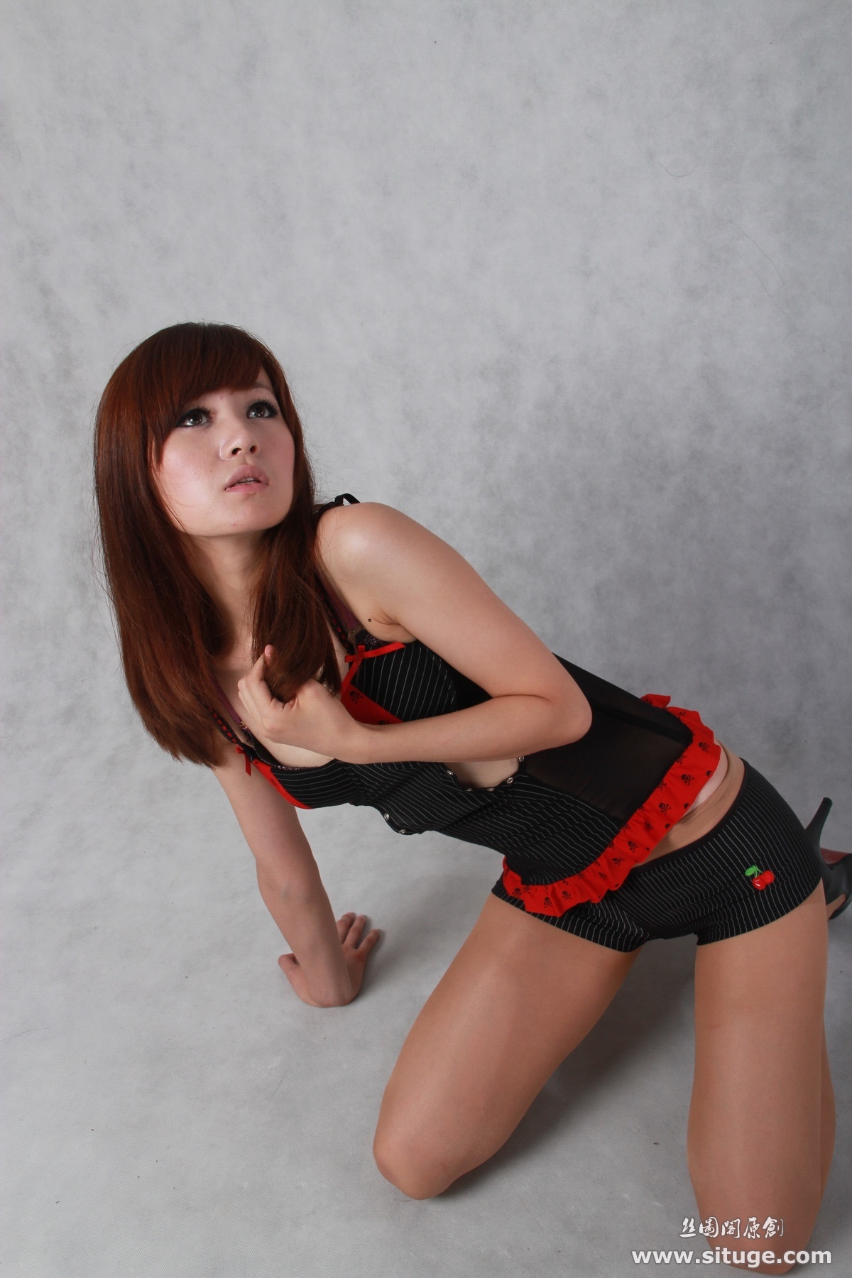 丝图阁丝袜写真 STGNo.022 Sandy 美女丝袜美腿高根模特