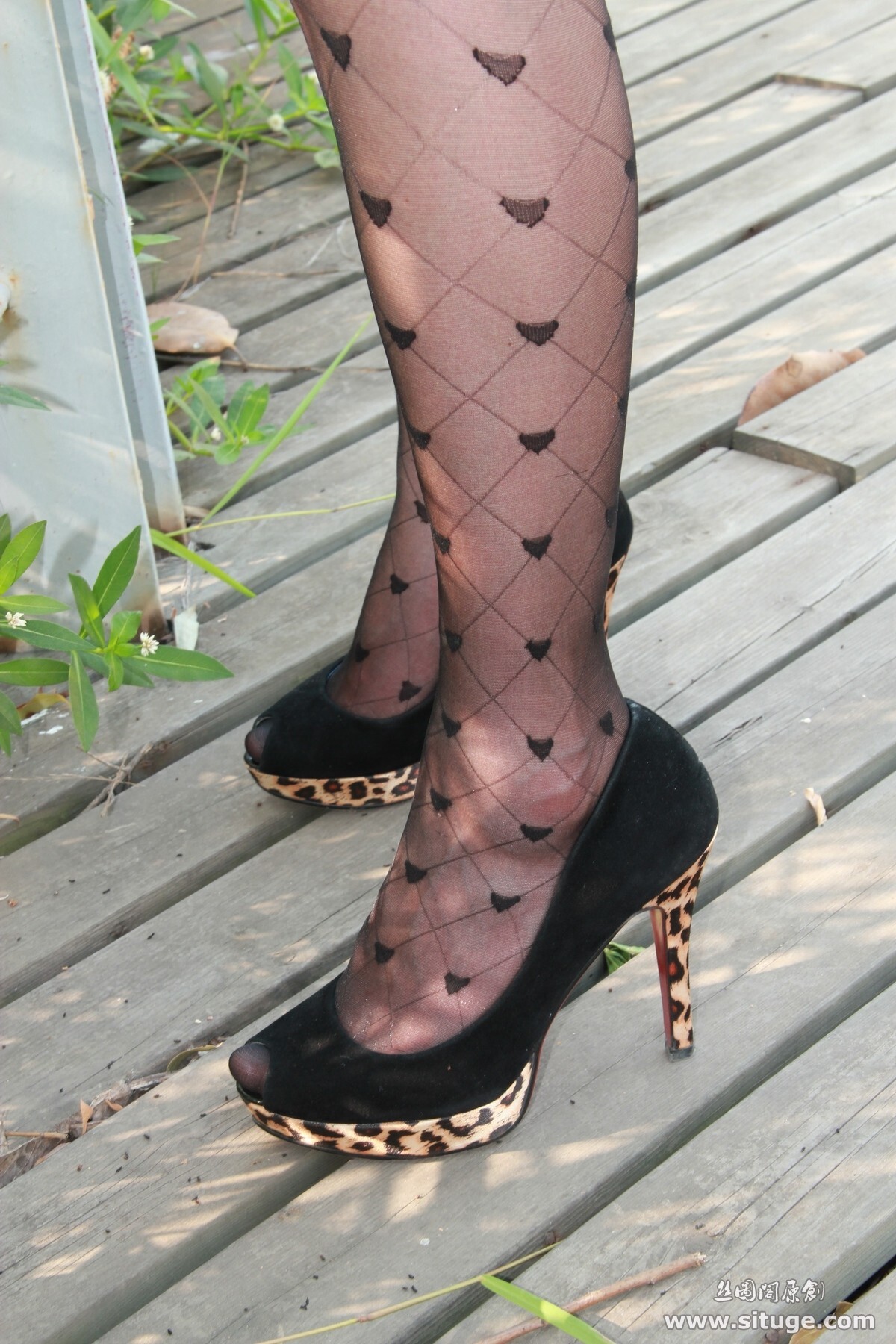 丝图阁户外丝袜写真 STGNo.024 Sufei 丝袜美女美腿模特