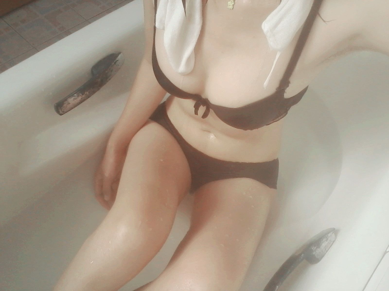 [网络收集] 网络红人苏烟姐 大尺度美女版本