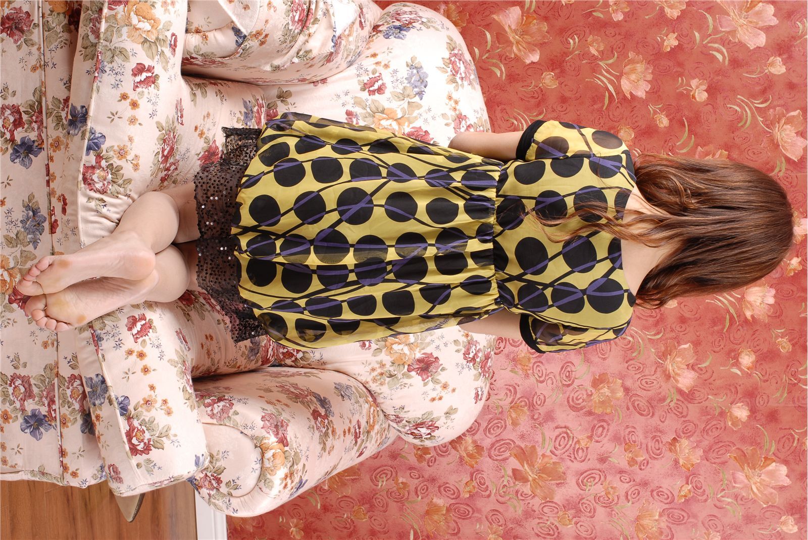 LT088-艾薇裸足图片 国产美女美足丝袜诱惑图片打包下载