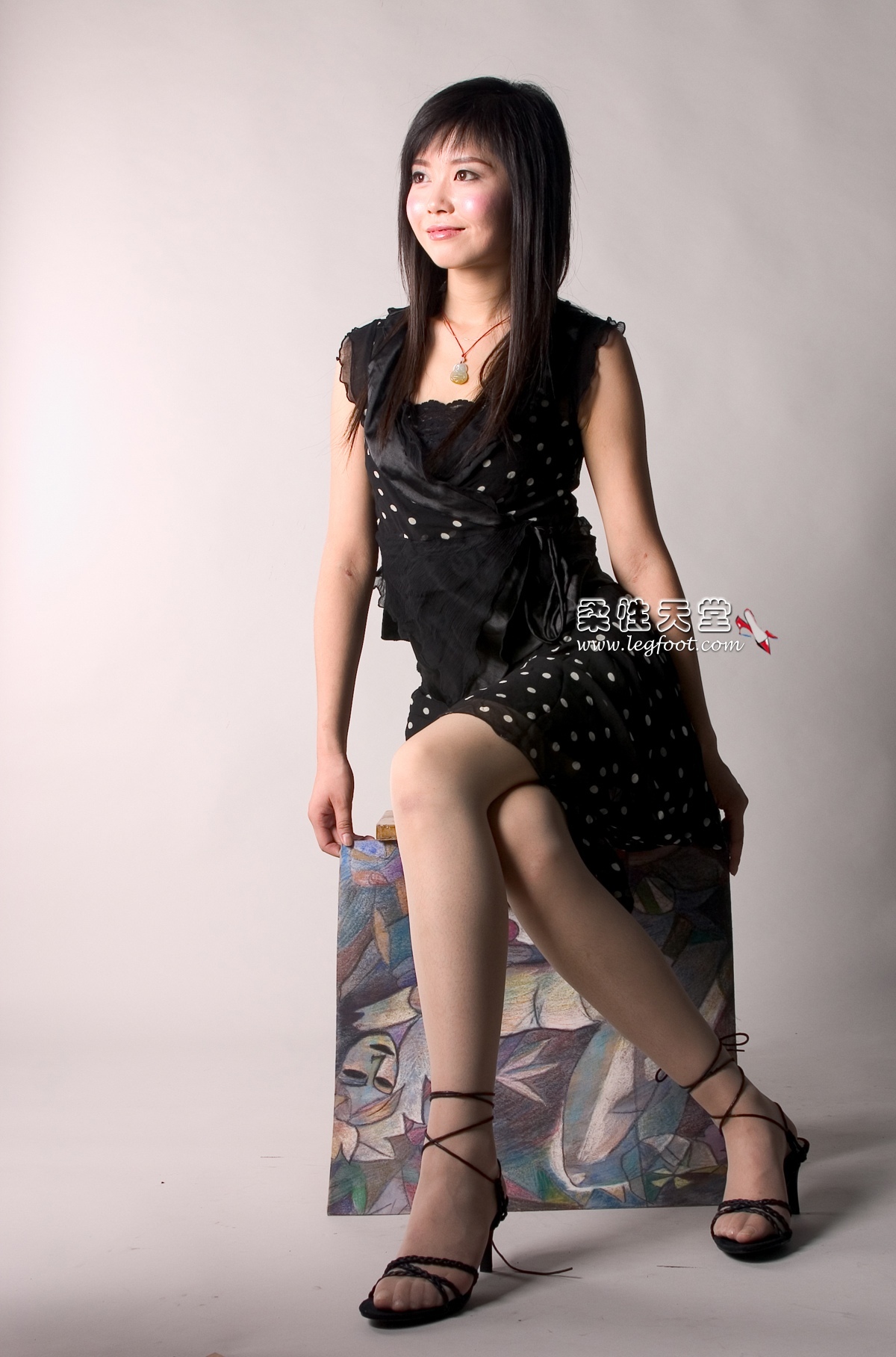 [恋足站柔性天堂]丝袜美女青鸟 4