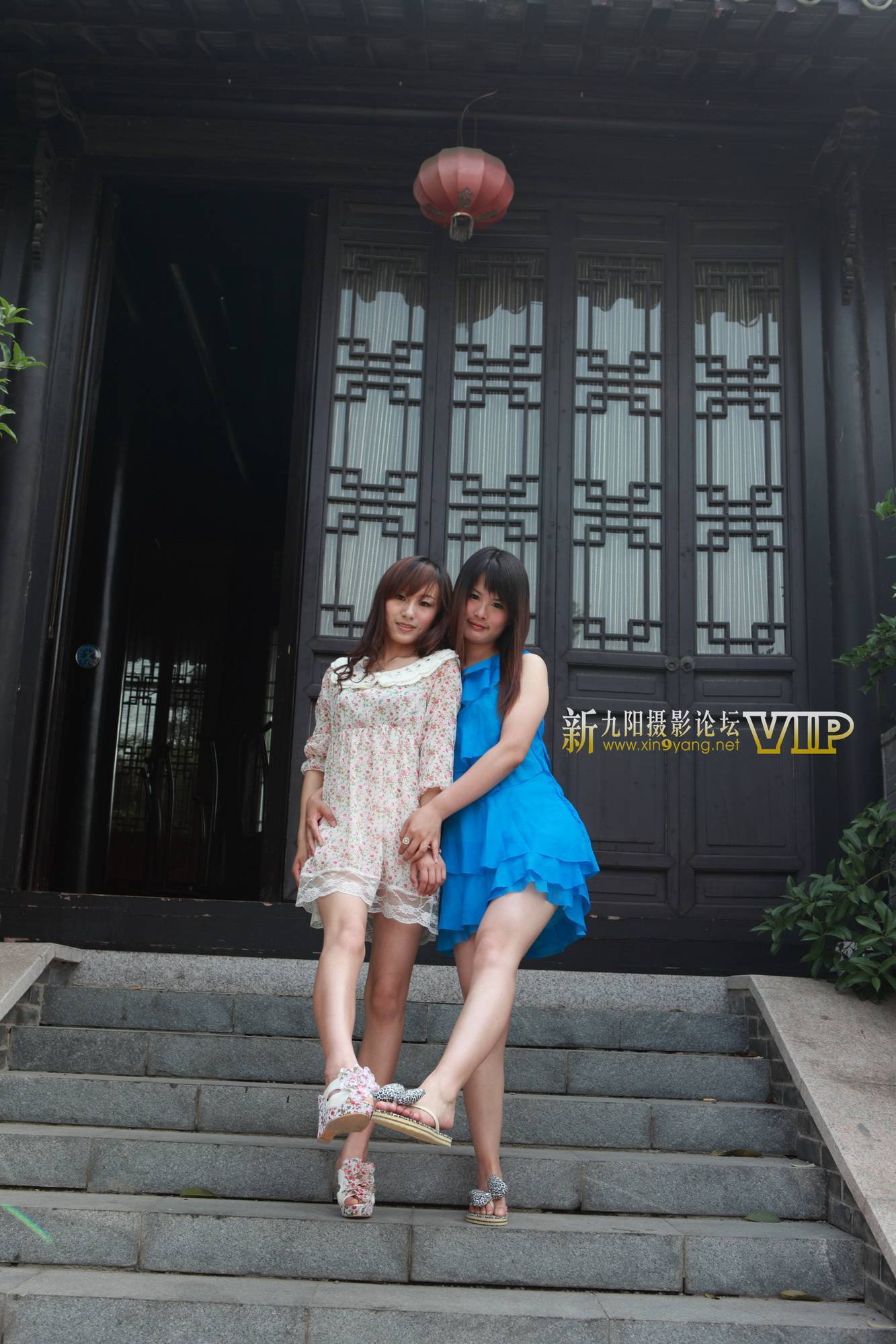 [新九阳]VIP套图啤酒厂的双爱 丝袜美女图片