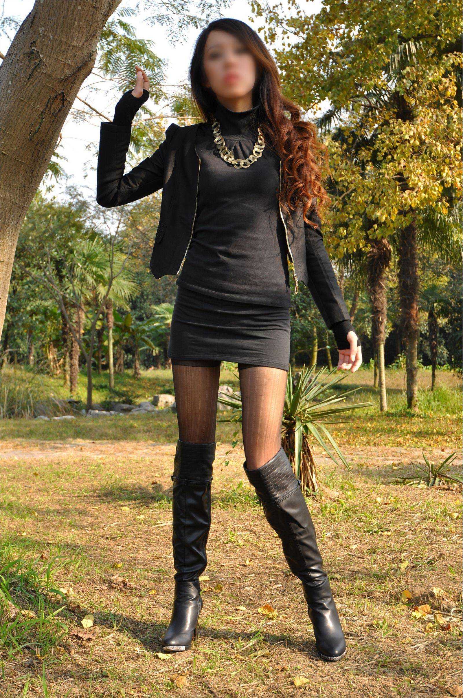 [丝间舞VIP]NO.351 初秋美靴 丝间舞真实公园外拍 唯美丝袜美女