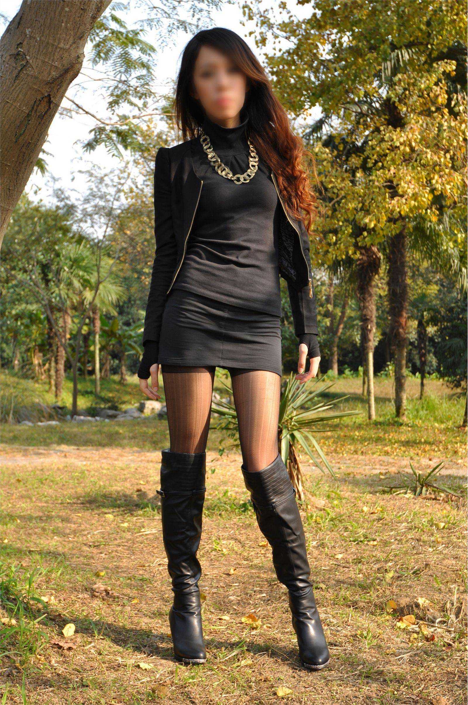 [丝间舞VIP]NO.351 初秋美靴 丝间舞真实公园外拍 唯美丝袜美女