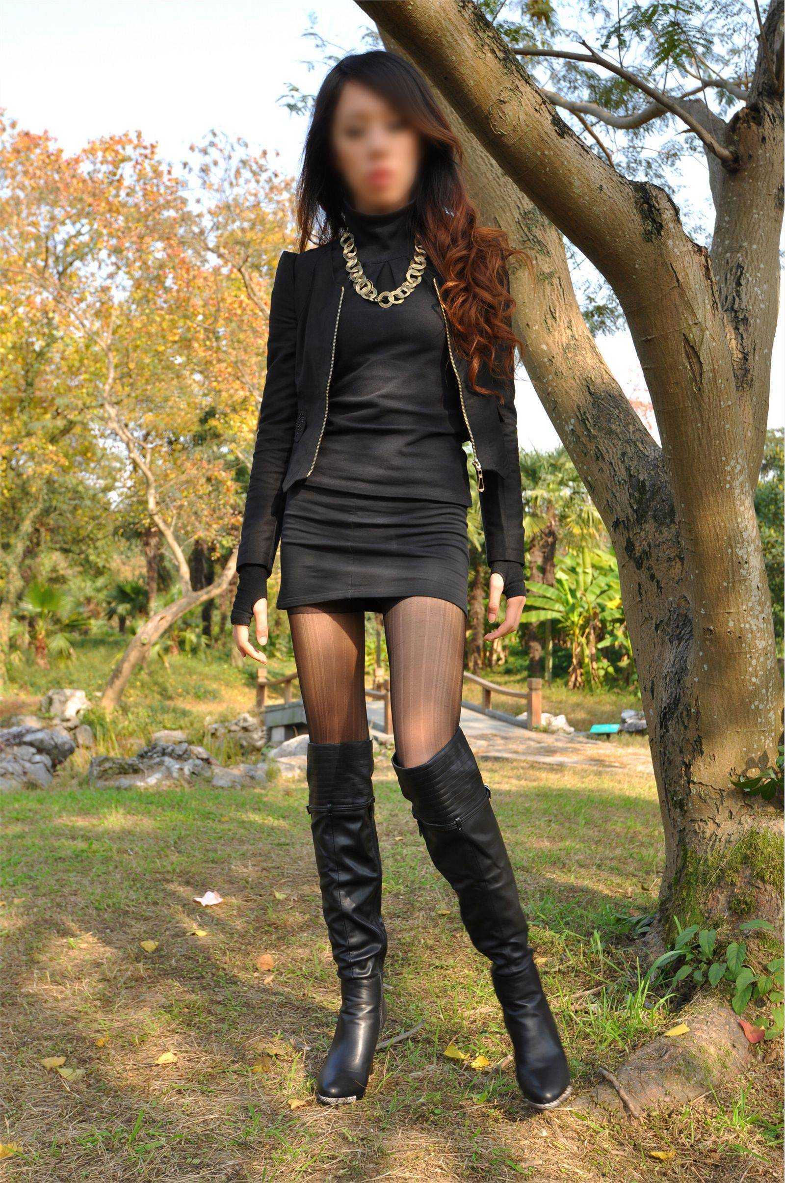 [丝间舞VIP]NO.351 初秋美靴 丝间舞真实公园外拍 唯美丝袜美女