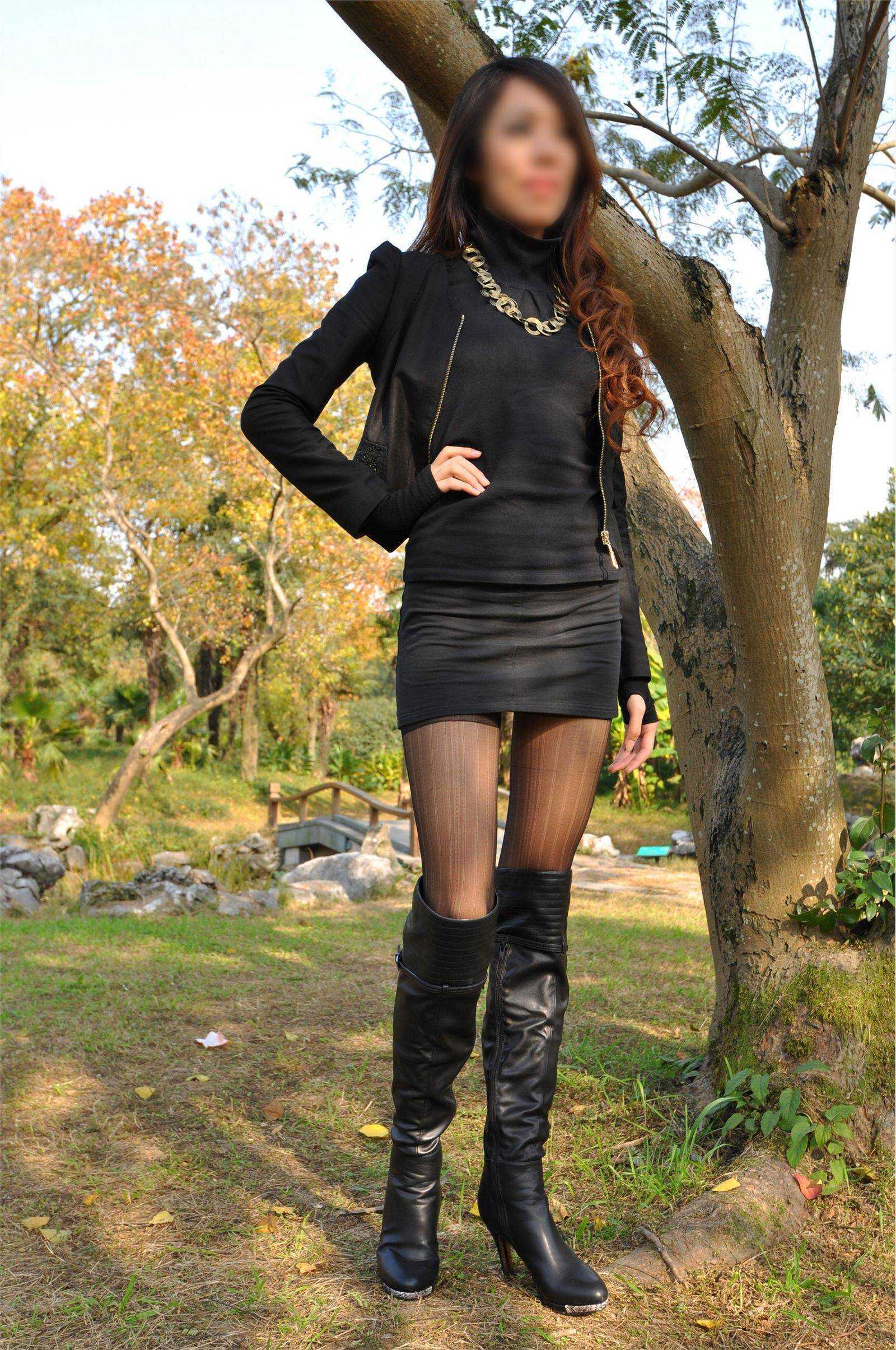 [丝间舞VIP]NO.351 初秋美靴 丝间舞真实公园外拍 唯美丝袜美女