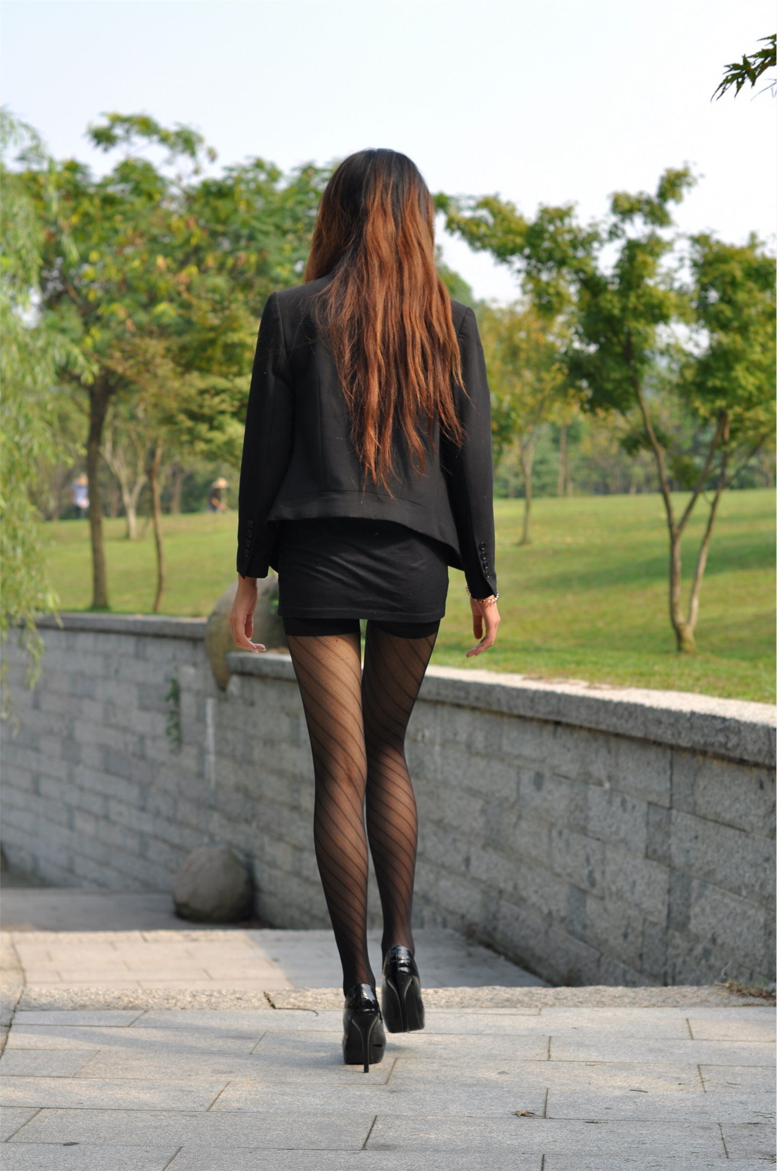 丝间舞VIP NO.354-黑色斜条纹丝袜 职业装