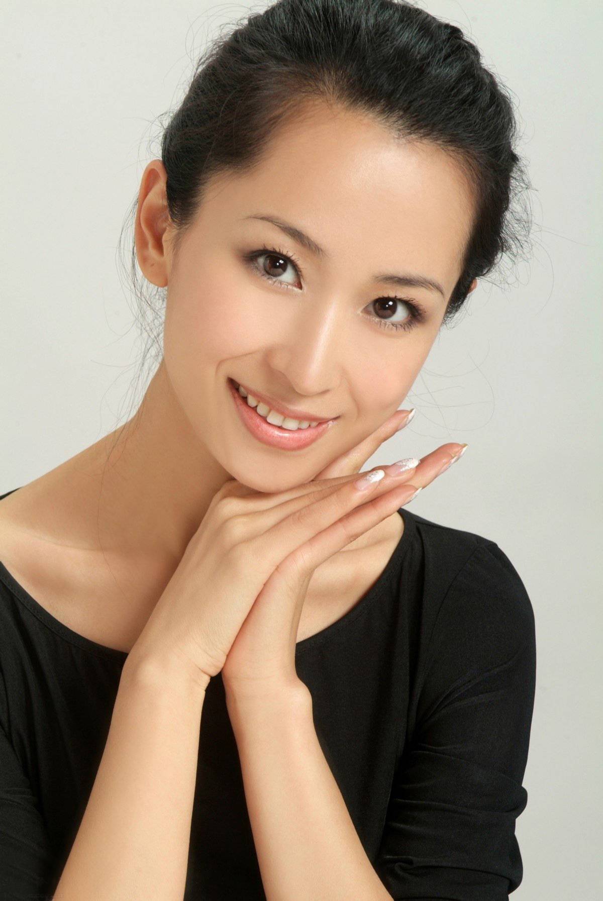 影视明星，广告模特 - 李艾佳