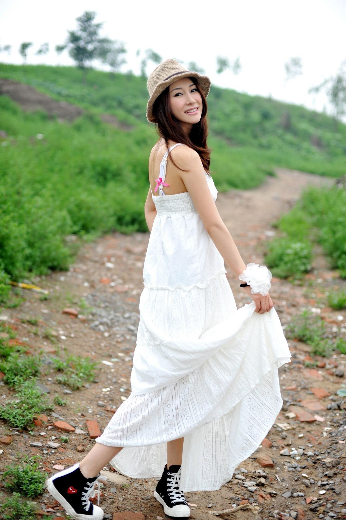 影视明星，广告模特 - 李艾佳