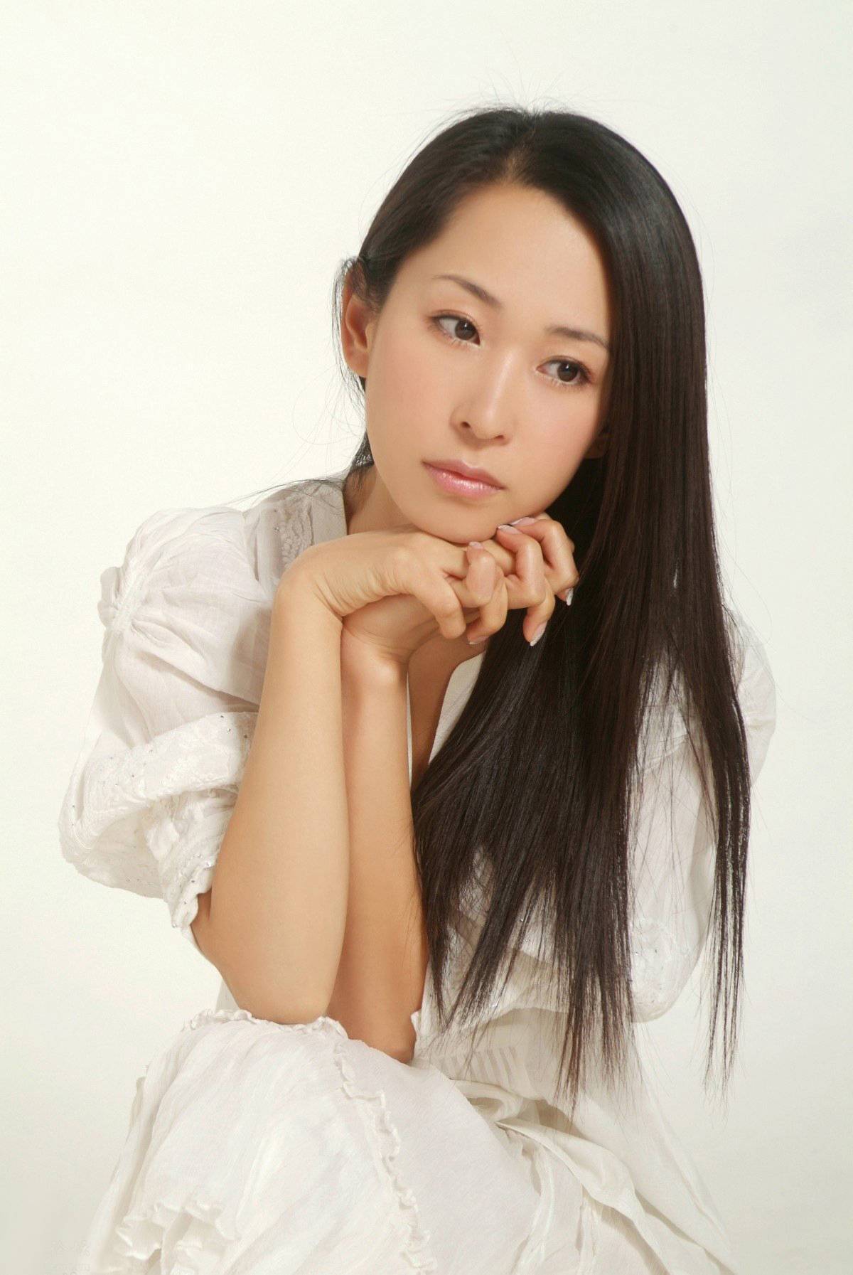 影视明星，广告模特 - 李艾佳