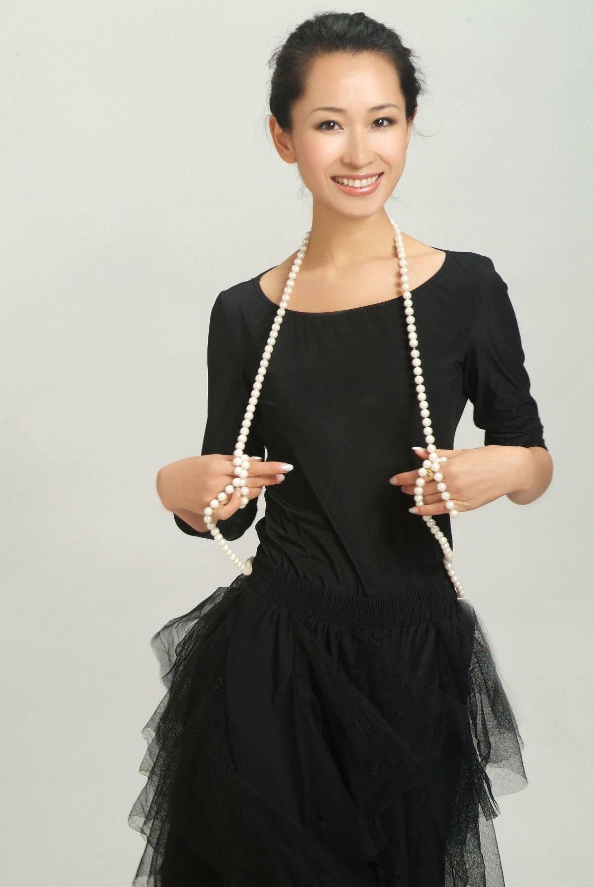 影视明星，广告模特 - 李艾佳