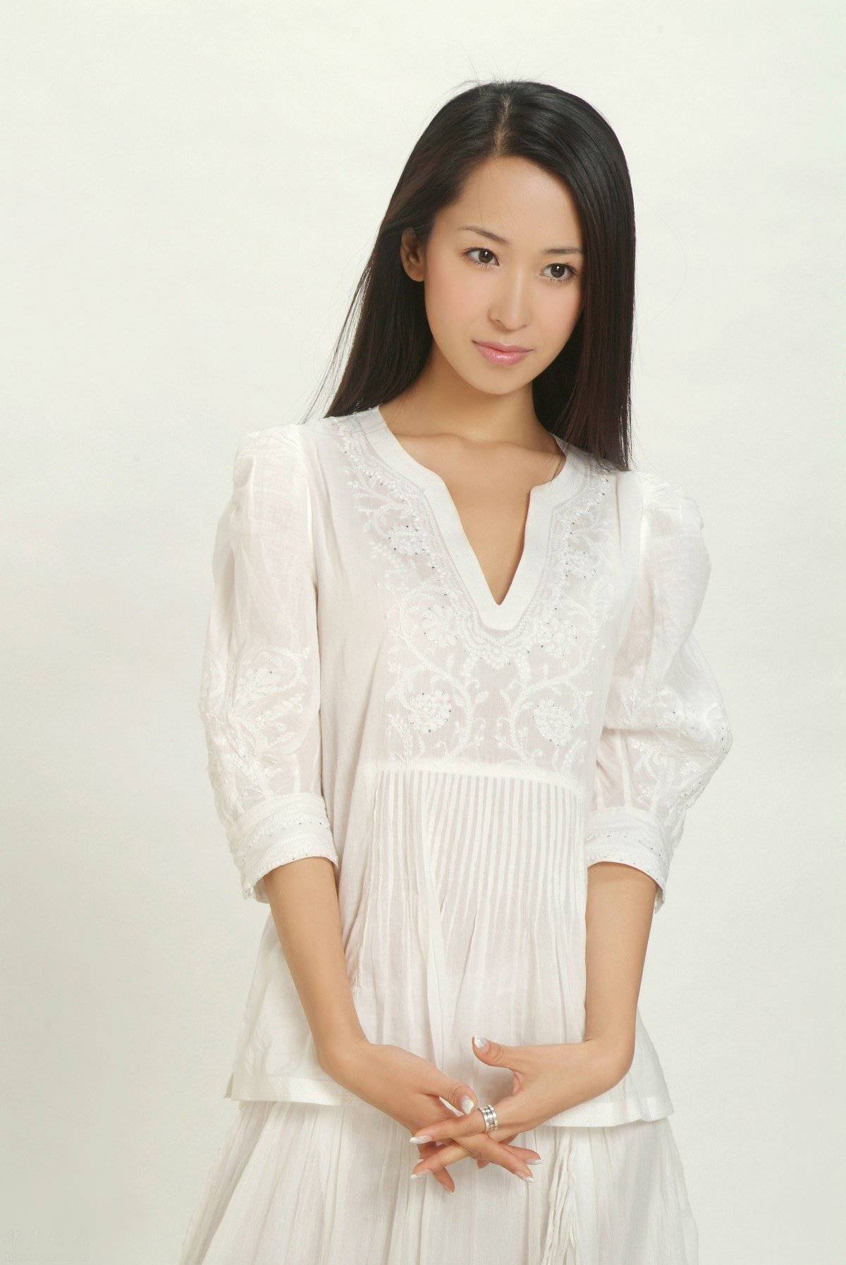 影视明星，广告模特 - 李艾佳