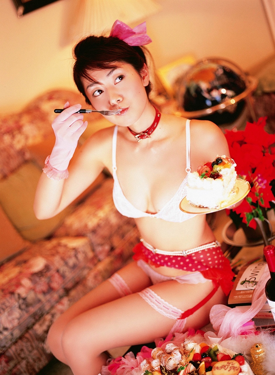 Momoko Tani (谷桃子) - No.71 [VYJ]