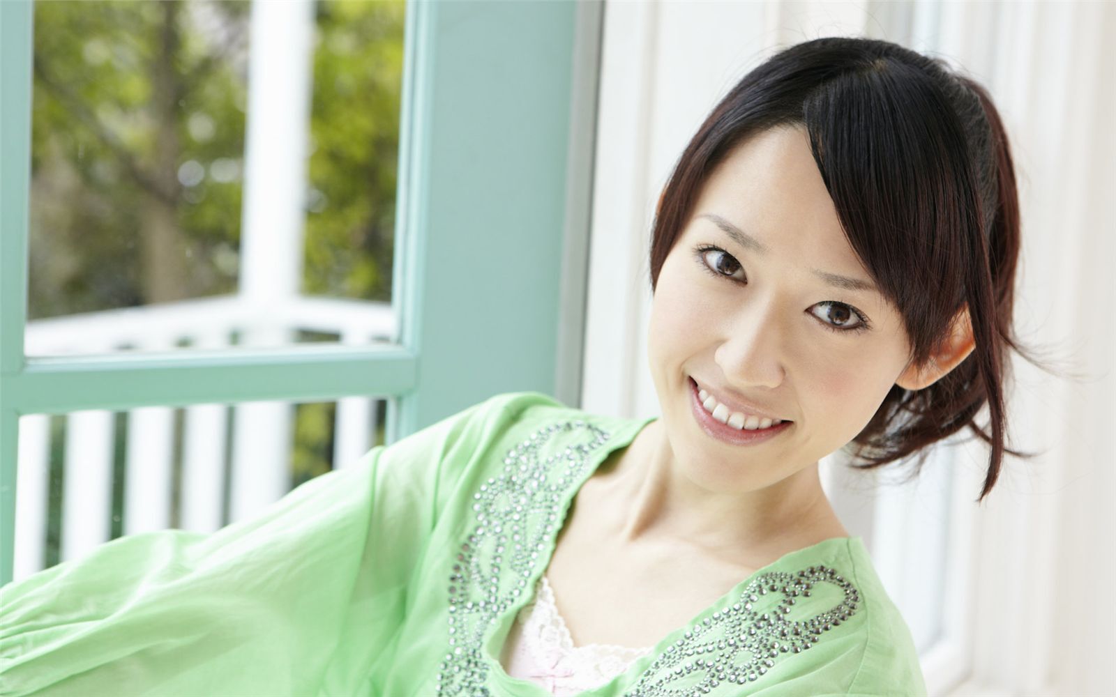 [黑丝吧] 2013.12.10 内部分享-无名美女001