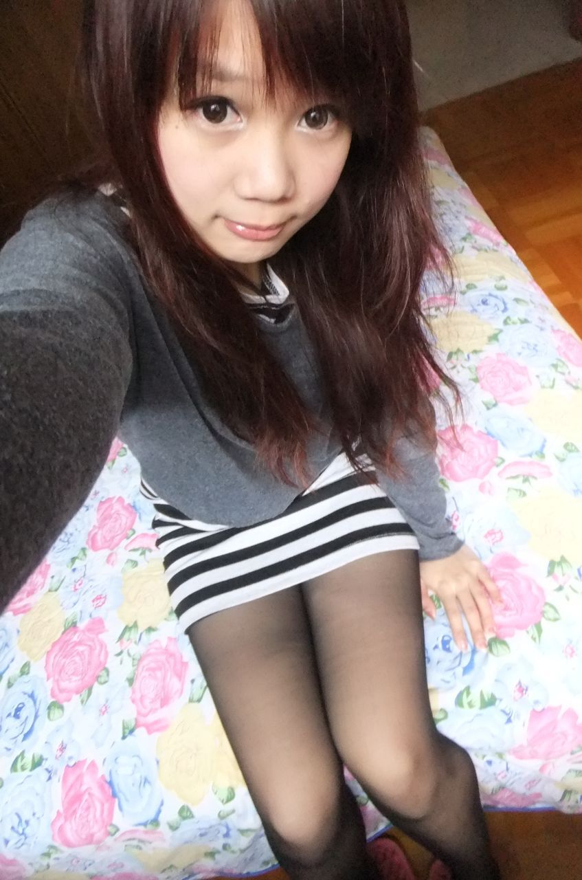 [黑丝吧] 2013.12.13 内部分享-黑丝美腿图