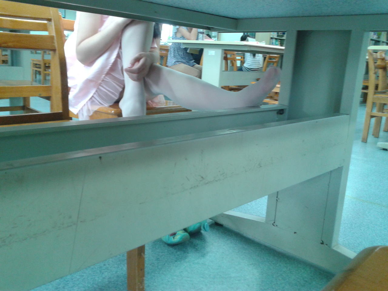 [黑丝吧] 2013.12.13 内部分享-黑丝美腿图