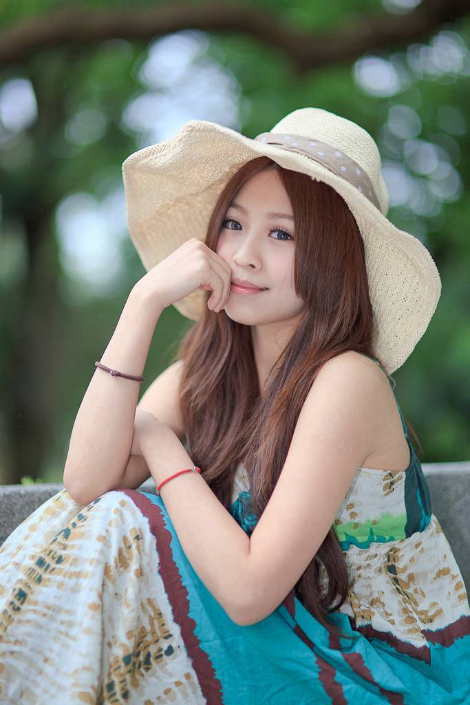 [黑丝吧] 2013.12.16 内部分享--模特小鹿