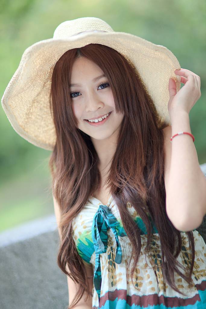 [黑丝吧] 2013.12.16 内部分享--模特小鹿