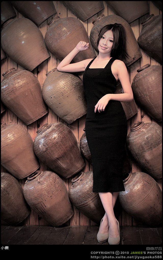 [黑丝吧] 2013.12.16 内部分享--模特小鹿