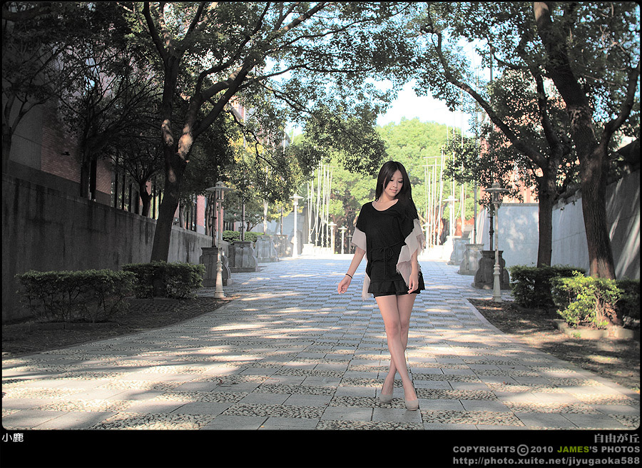 [黑丝吧] 2013.12.16 内部分享--模特小鹿