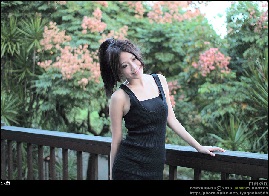 [黑丝吧] 2013.12.16 内部分享--模特小鹿